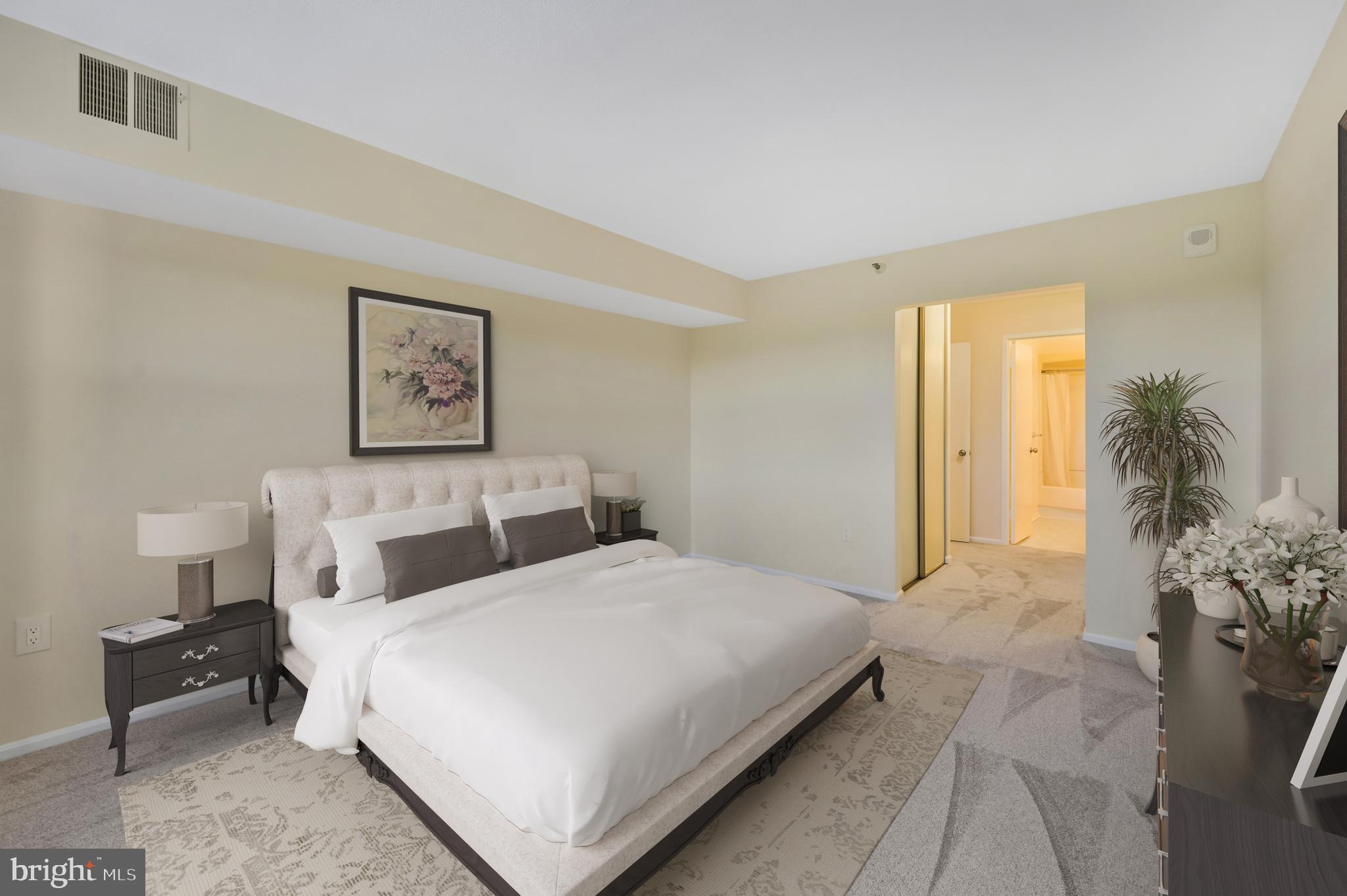 15101 INTERLACHEN DRIVE 1-923