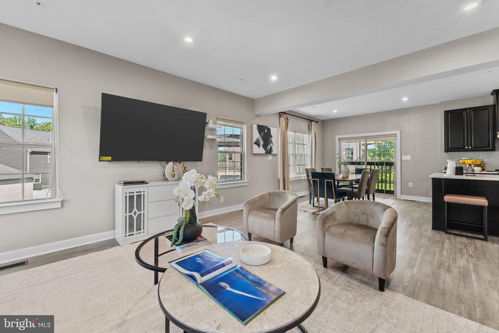 10127 DRESSAGE DRIVE