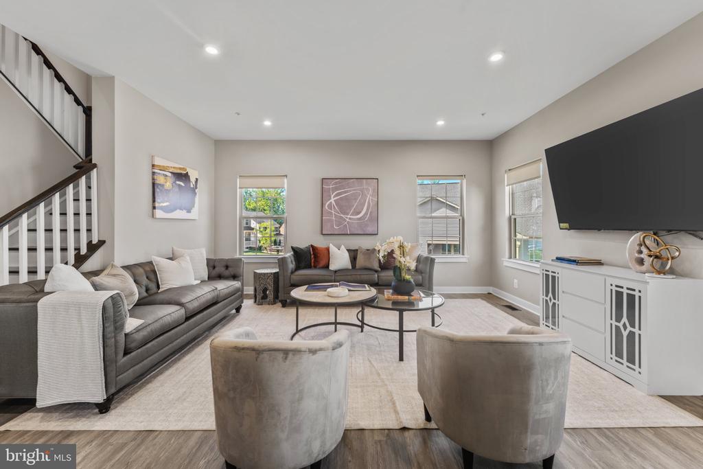 10127 DRESSAGE DRIVE