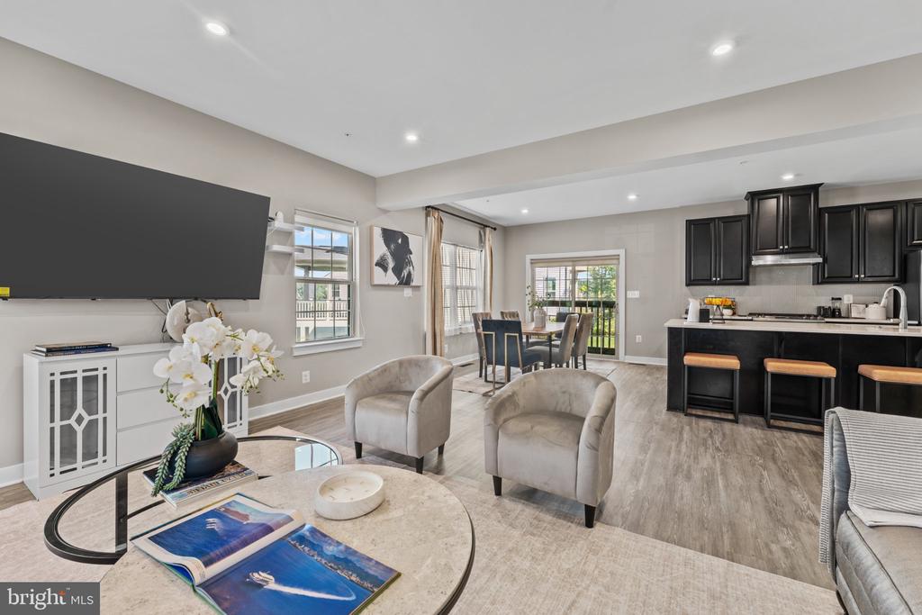 10127 DRESSAGE DRIVE