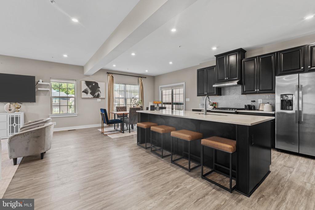 10127 DRESSAGE DRIVE