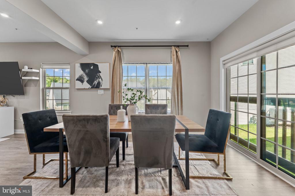 10127 DRESSAGE DRIVE