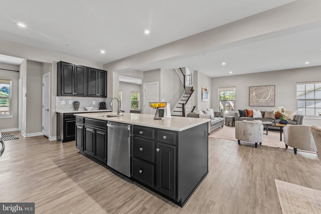 10127 DRESSAGE DRIVE