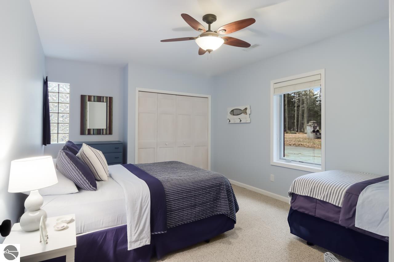 6660 SE Torch Lake Drive