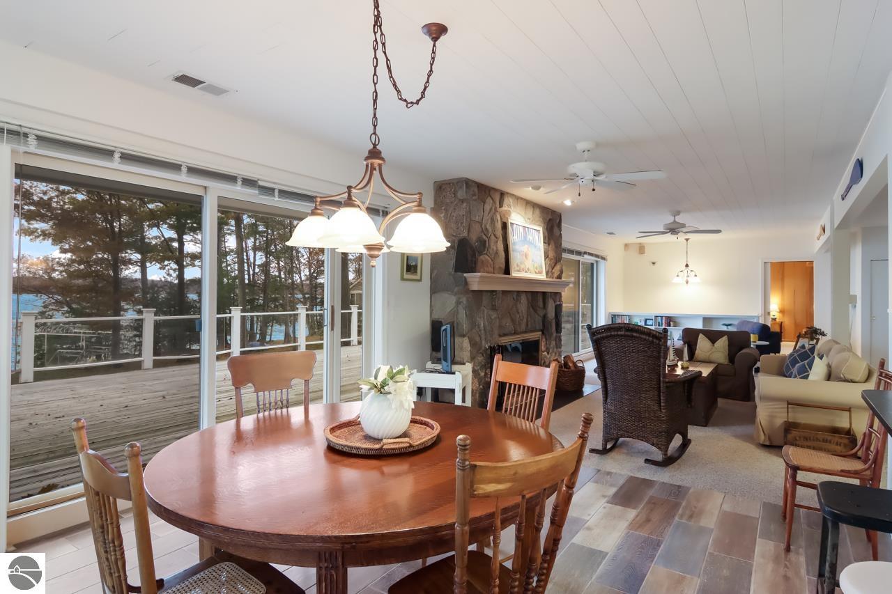 6660 SE Torch Lake Drive