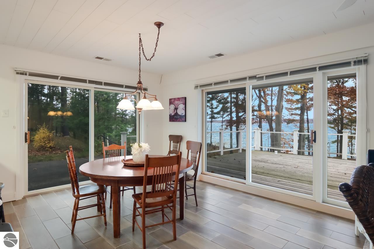 6660 SE Torch Lake Drive