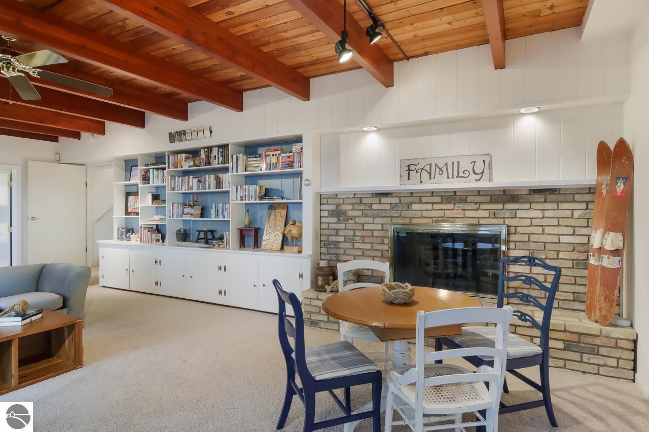 6660 SE Torch Lake Drive