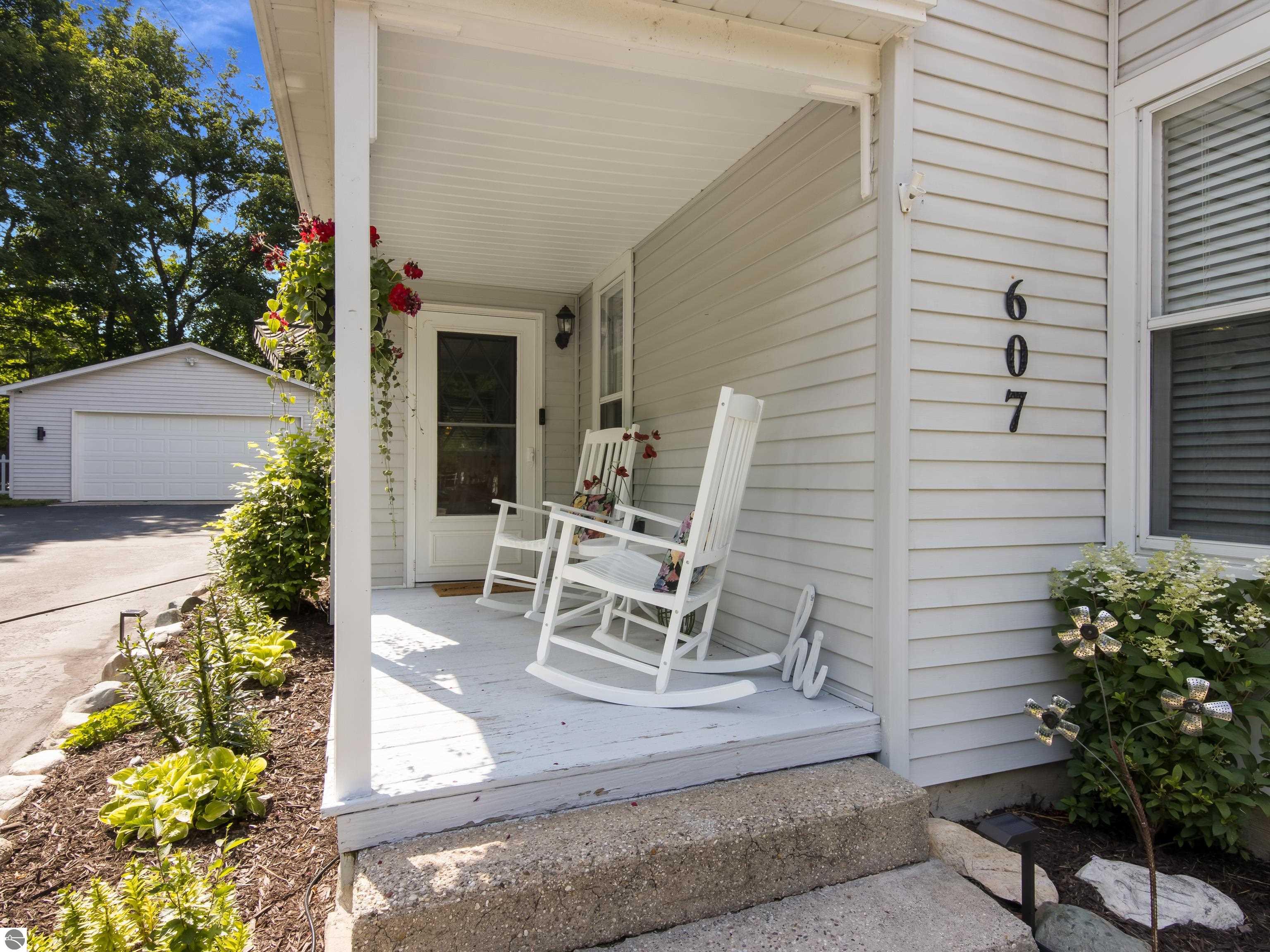 607 N Bridge Street