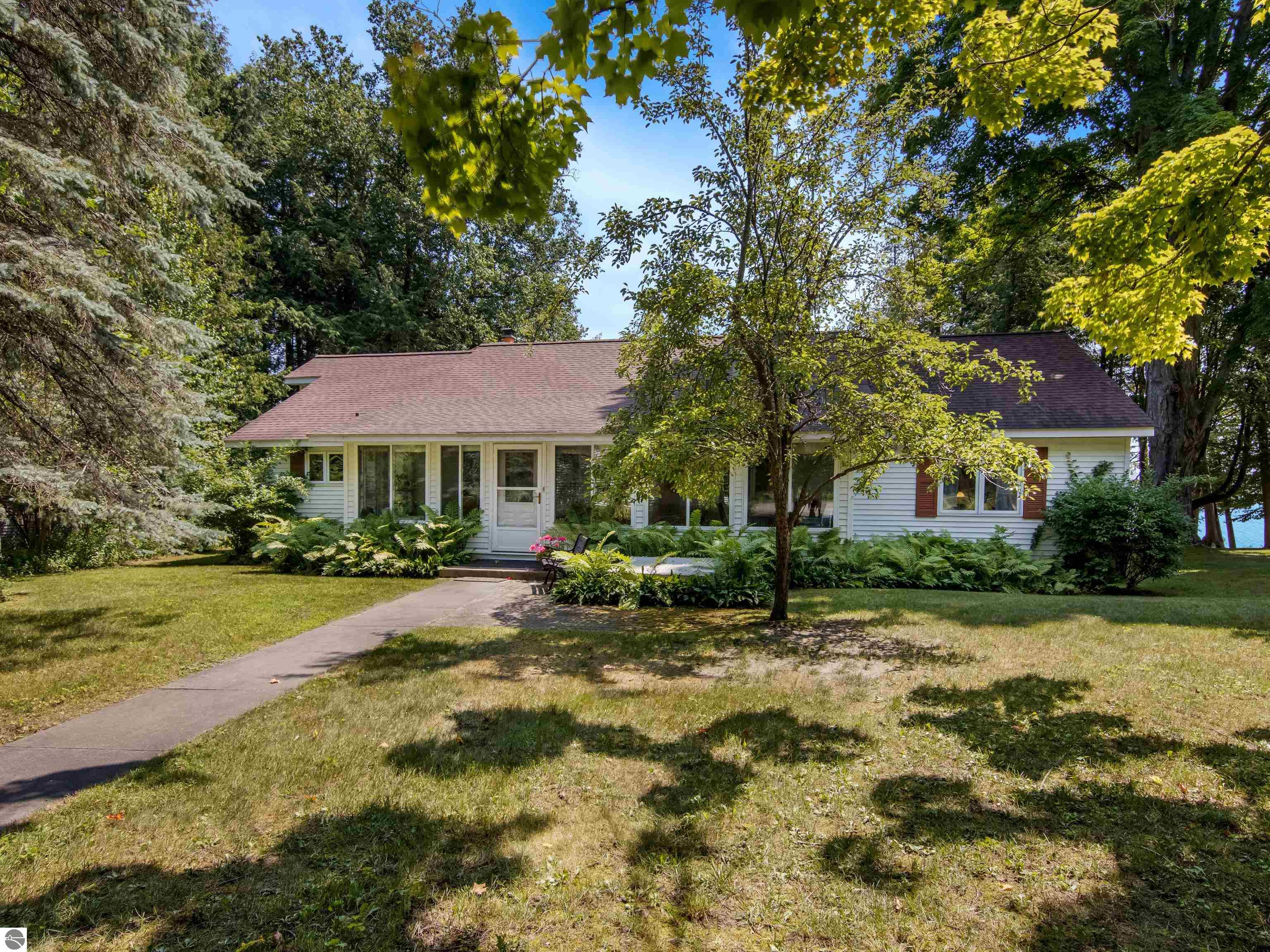 5711 Cottage Drive