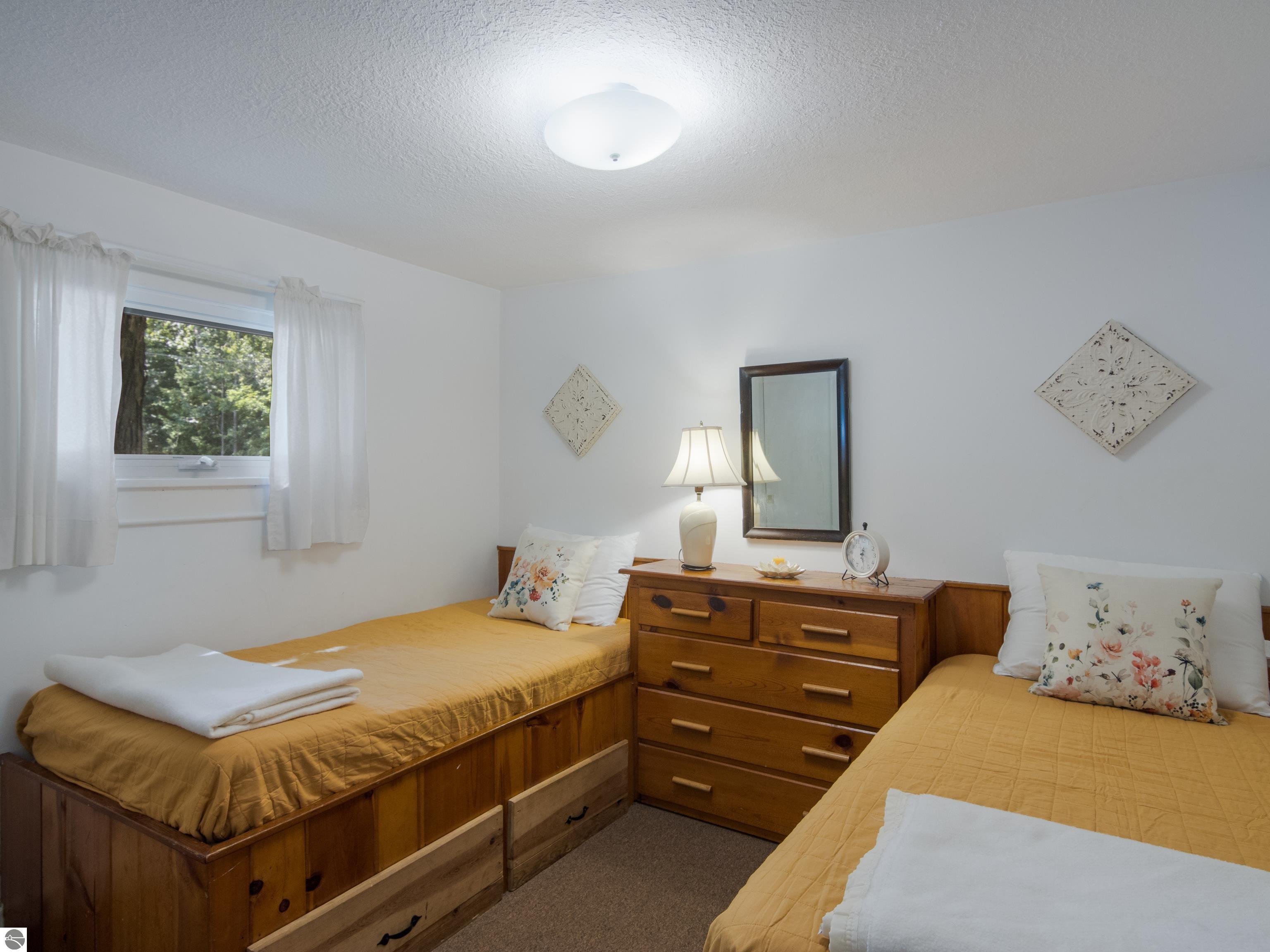 5711 Cottage Drive