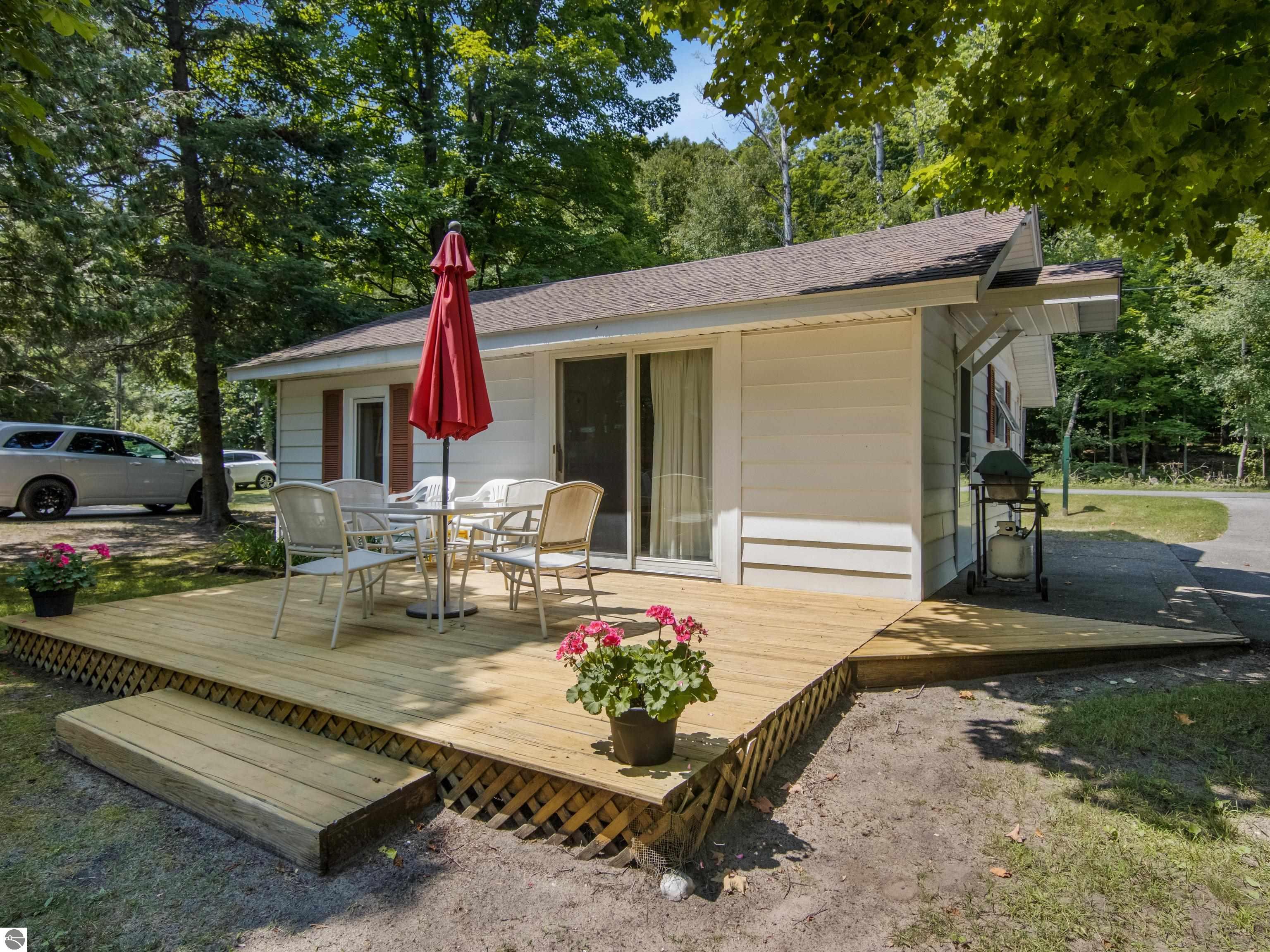 5711 Cottage Drive