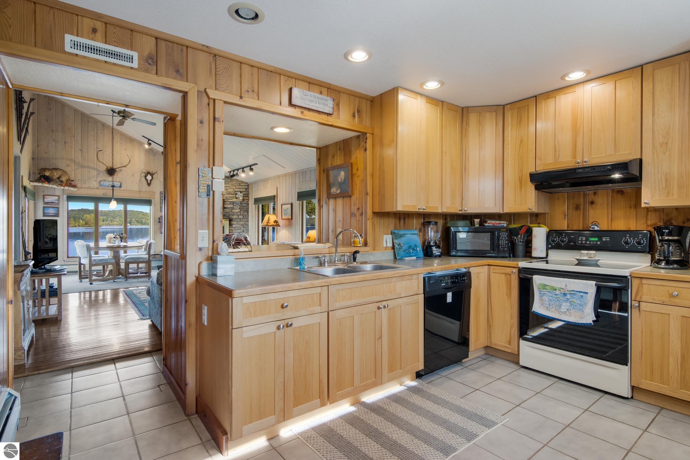2080 Walleye Lane