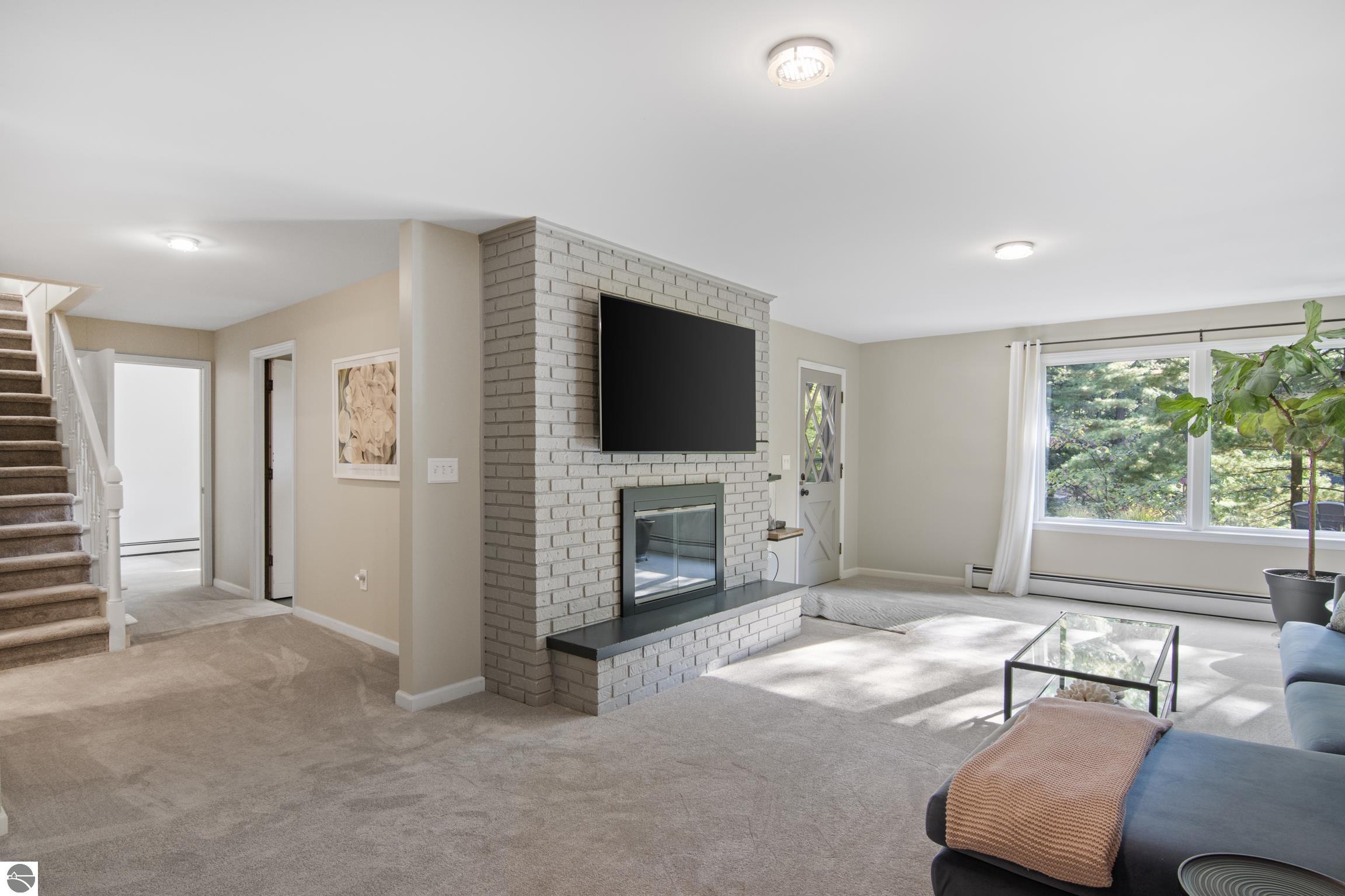 2177 E Timberlane Drive