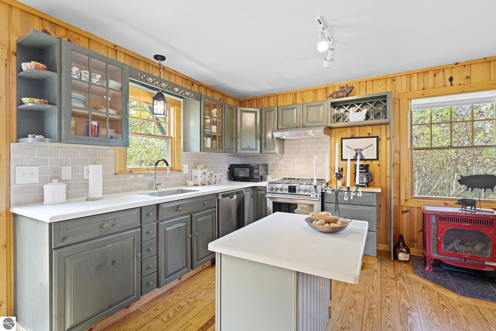 10851 Atwood Road