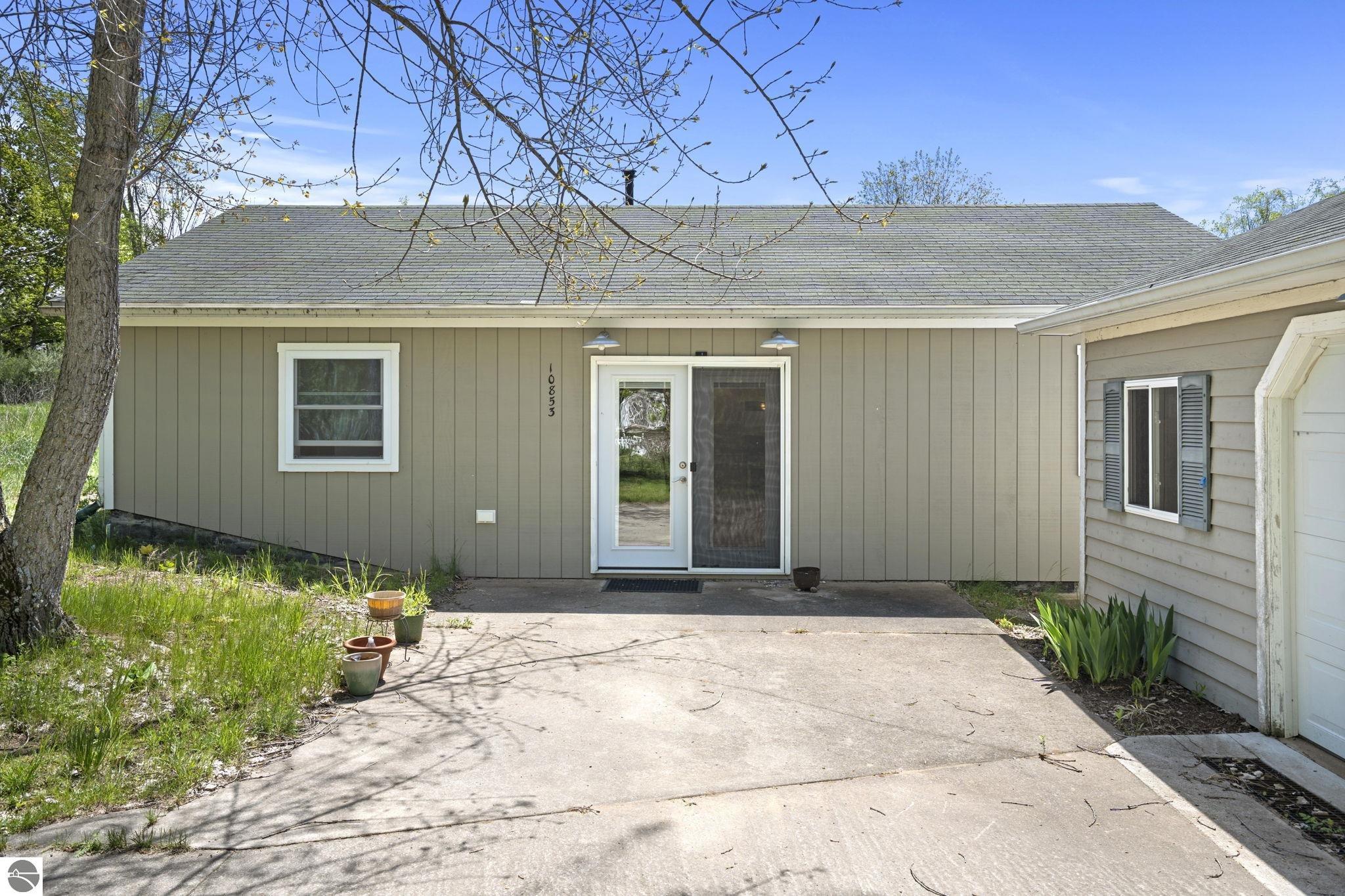 10851 Atwood Road