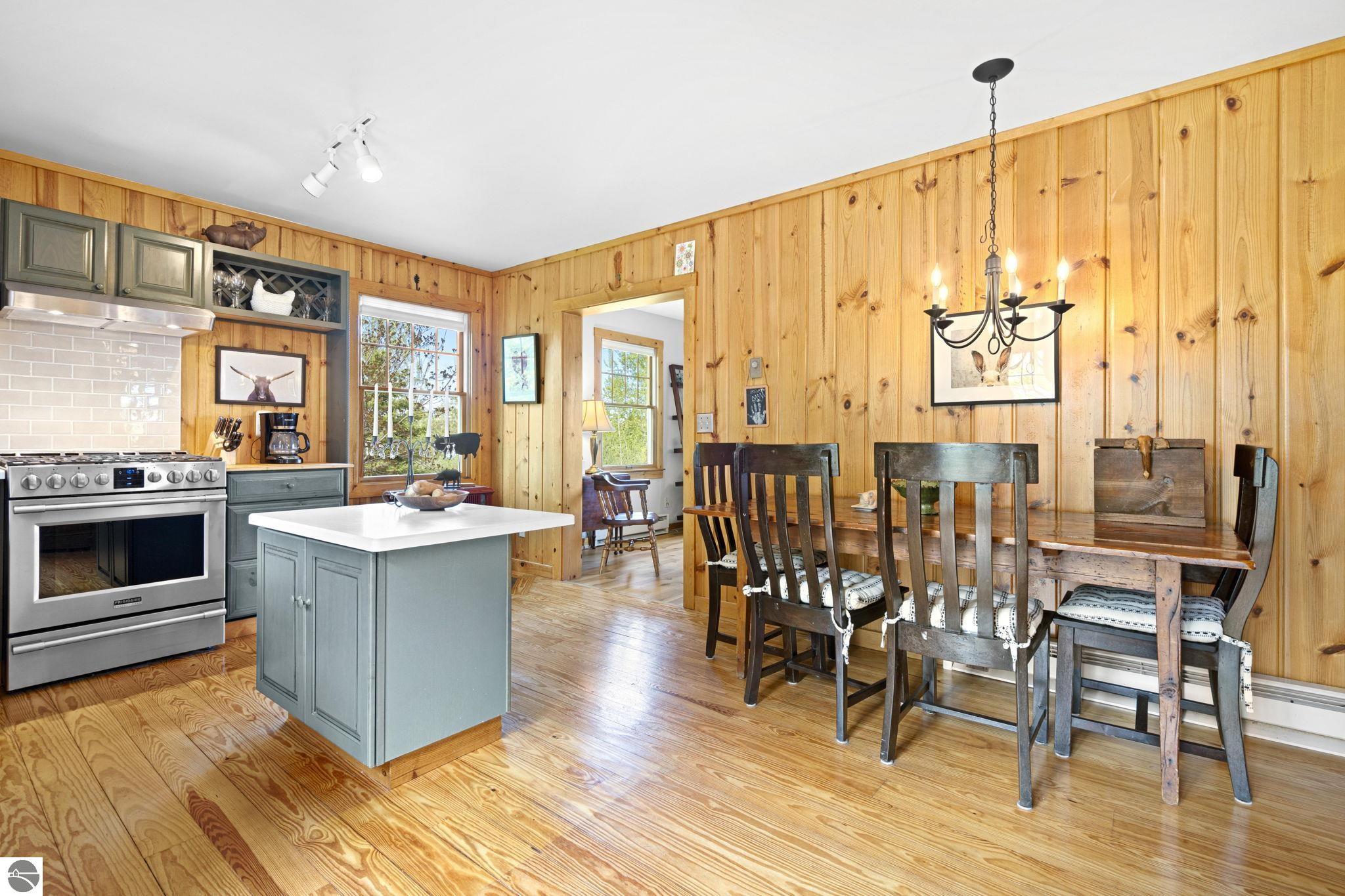 10851 Atwood Road