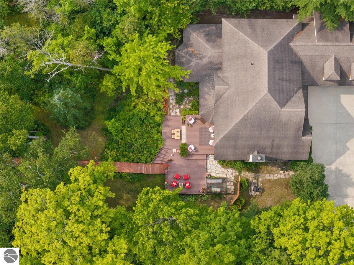 407 N Twin Pines Drive
