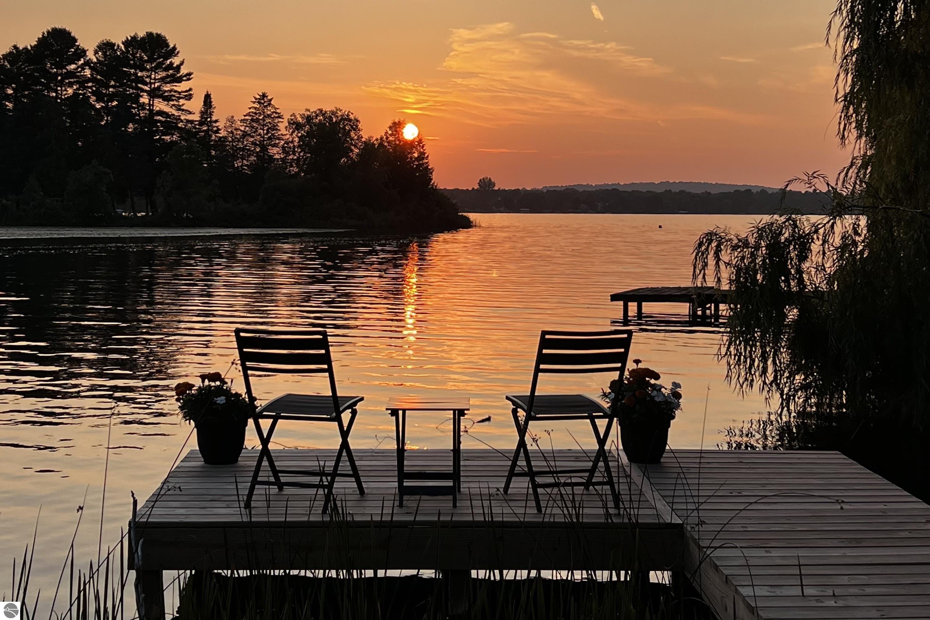 407 N Twin Pines Drive