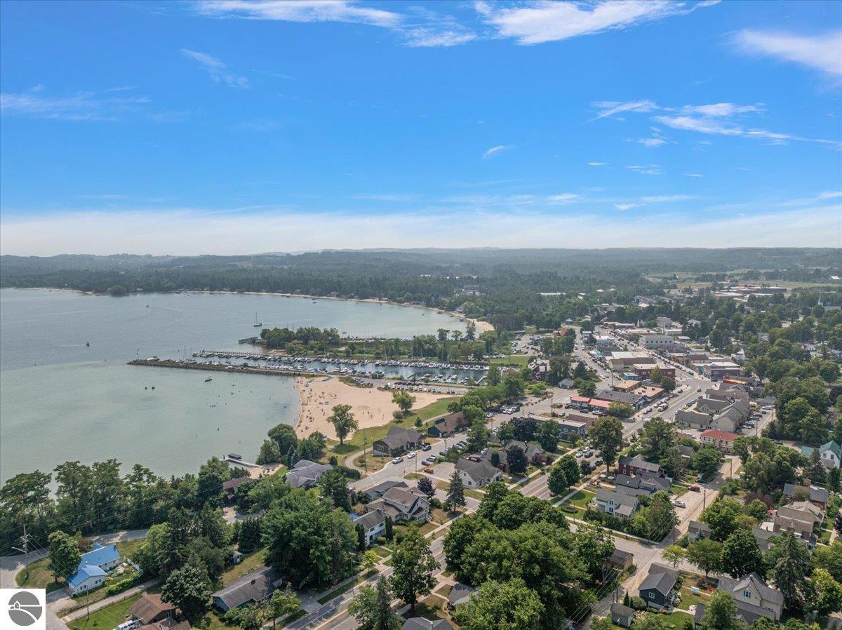 407 N Twin Pines Drive