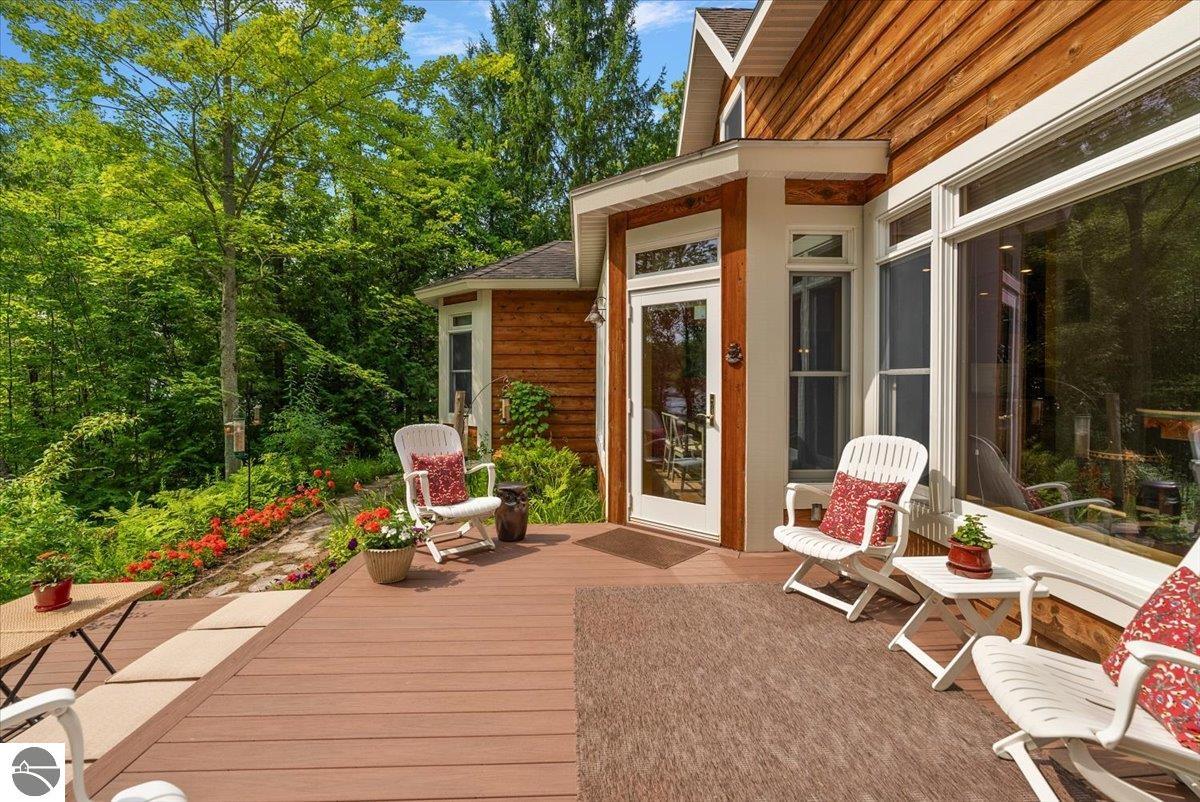 407 N Twin Pines Drive