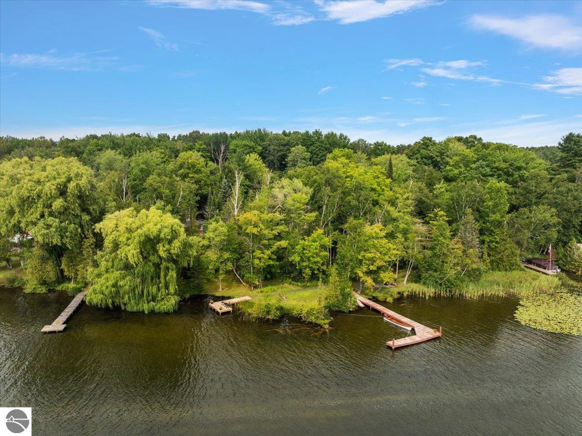 407 N Twin Pines Drive