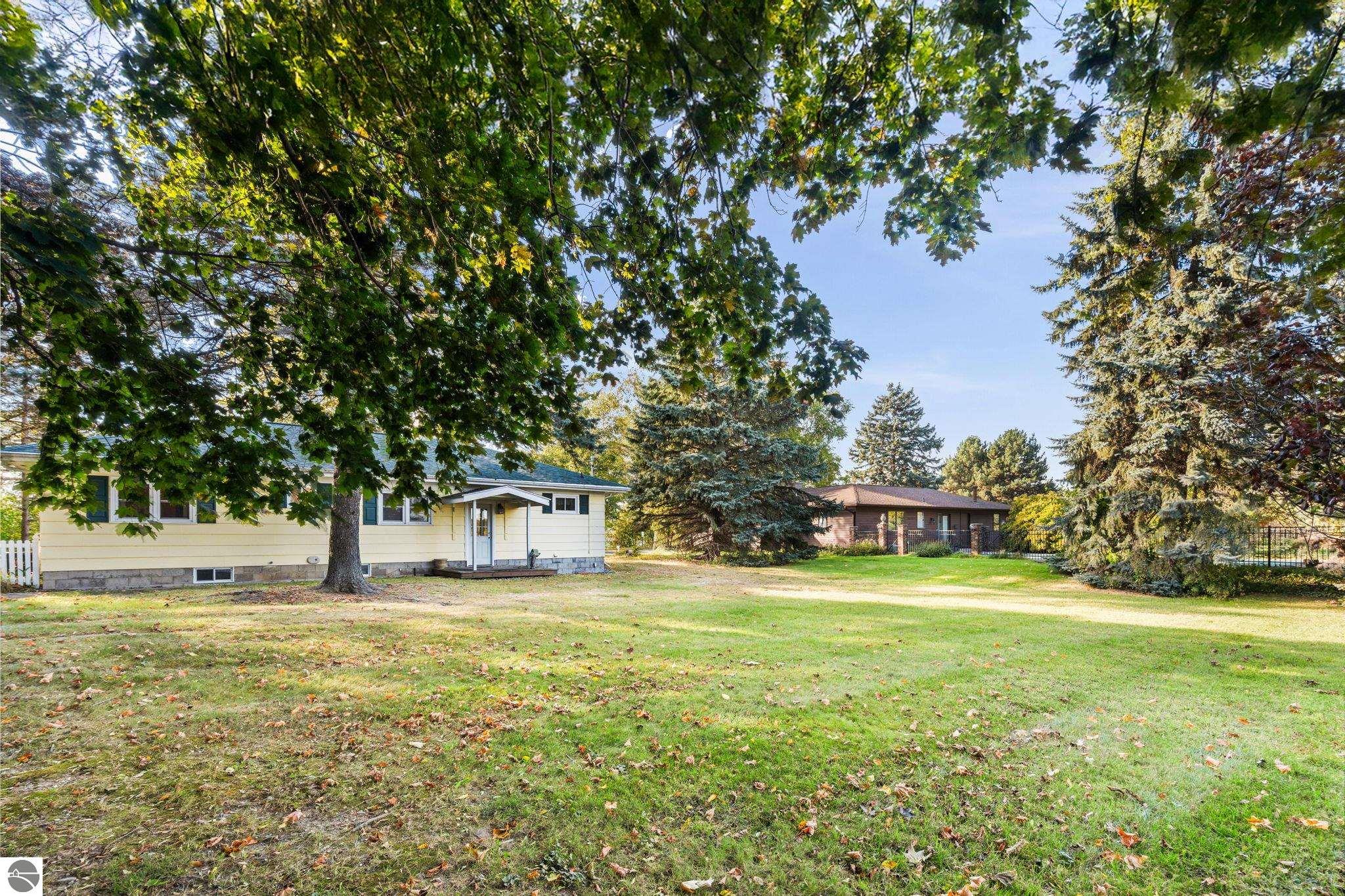 13588 Peninsula Drive