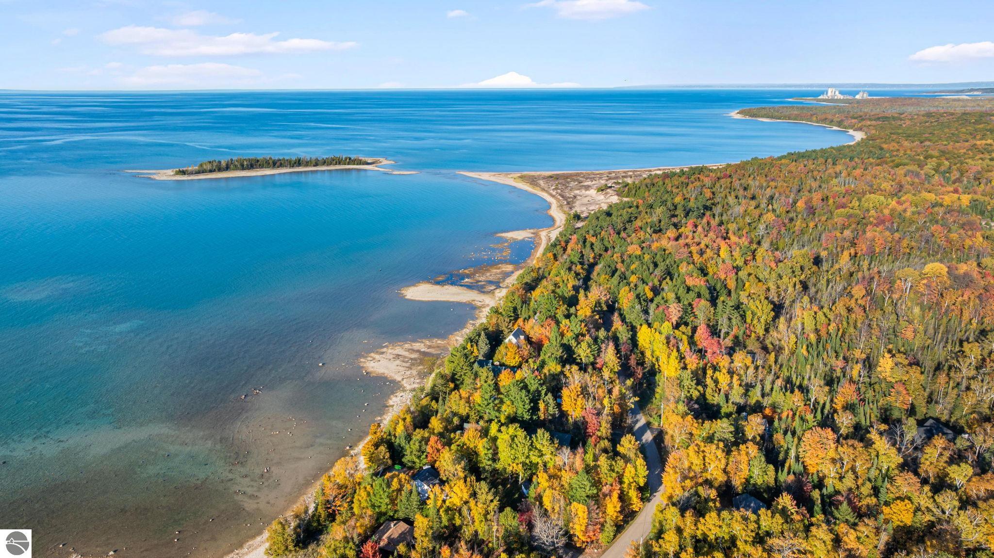 4903 Lake Shore Drive