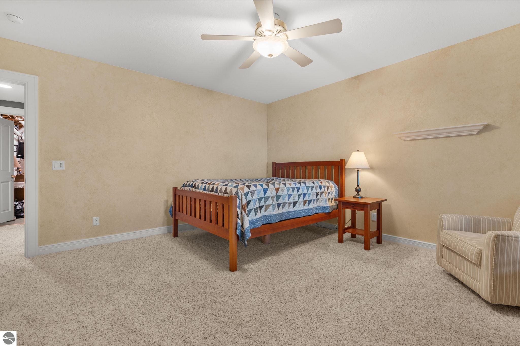 4903 Lake Shore Drive