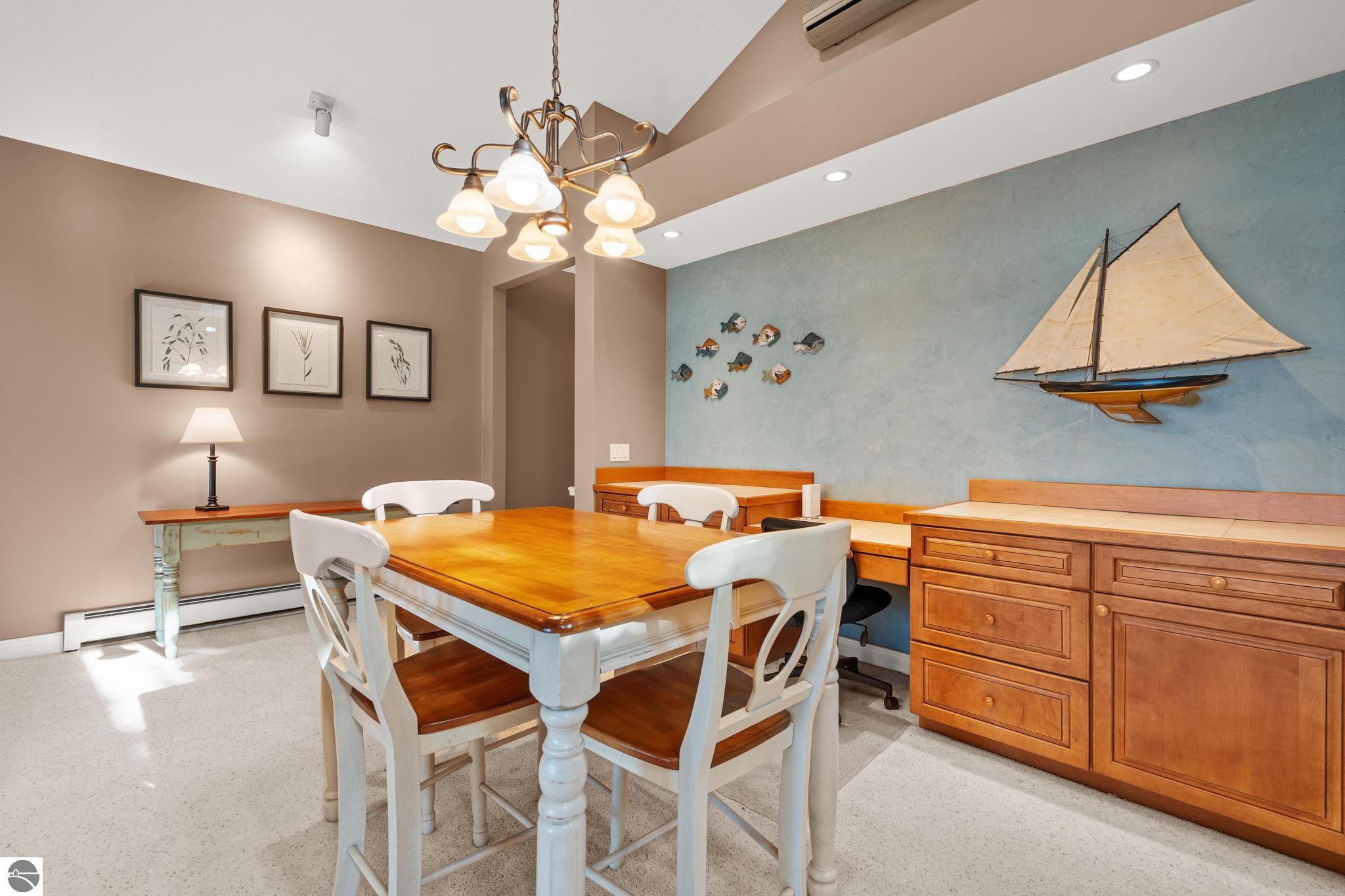 4903 Lake Shore Drive