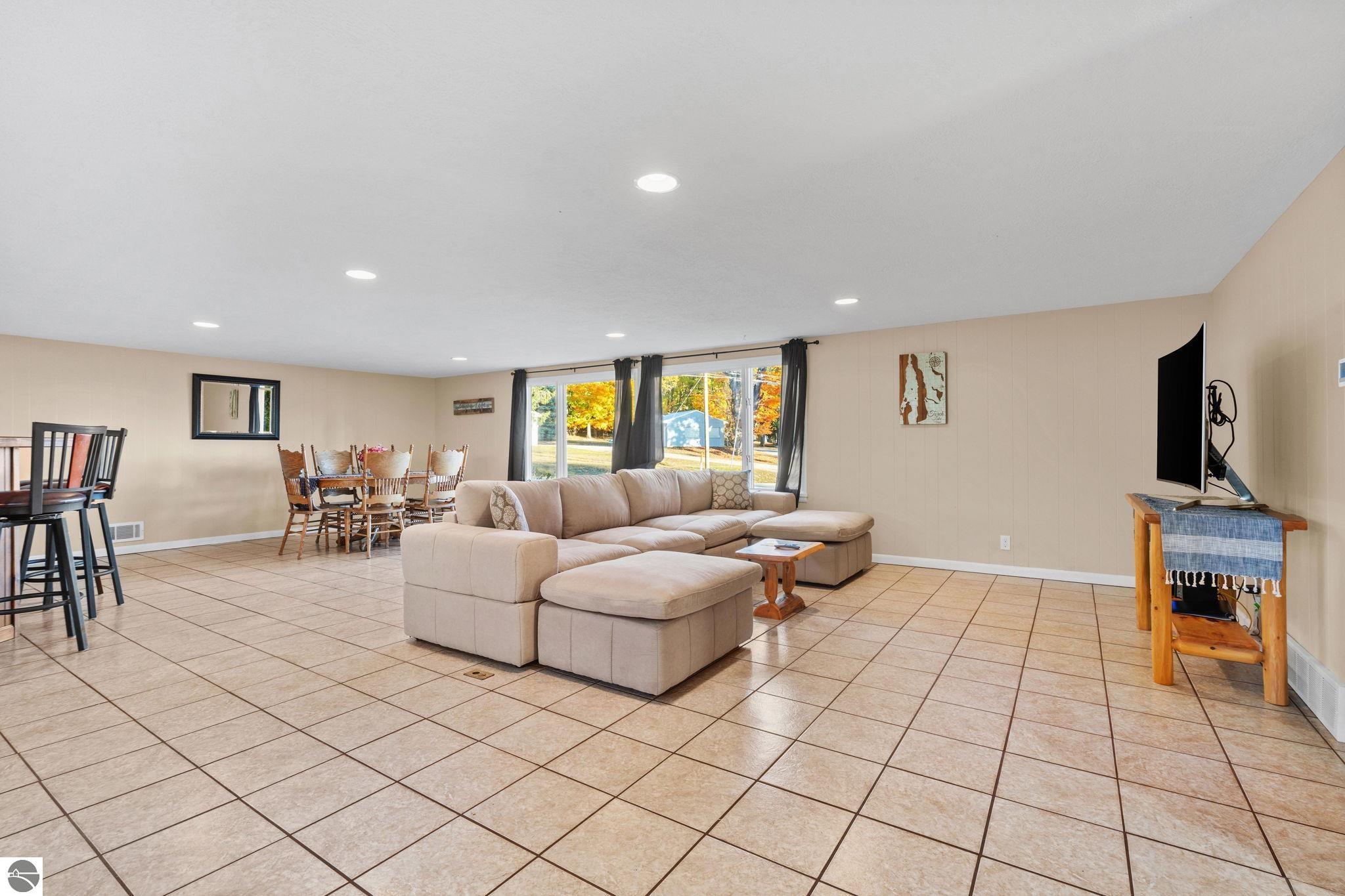 12800 & 12862 Cherry Avenue