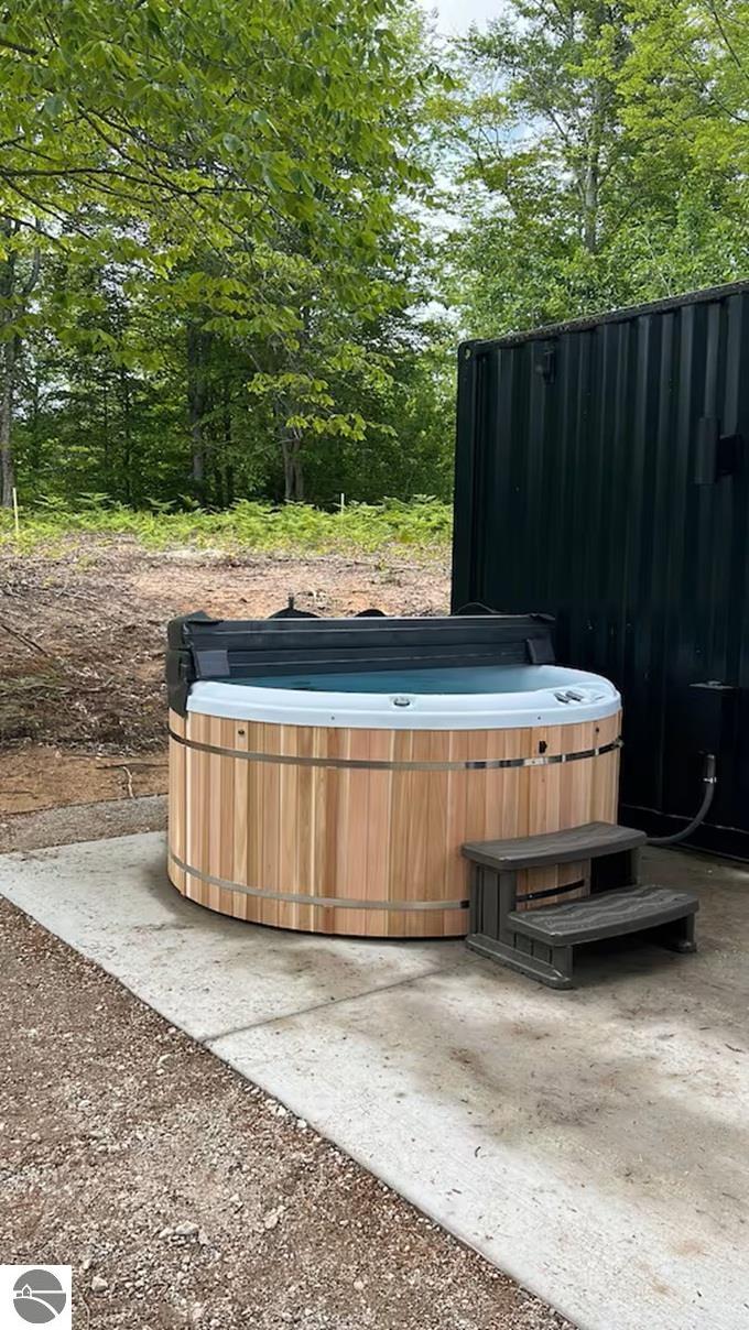 9289 E Eight Mile Road