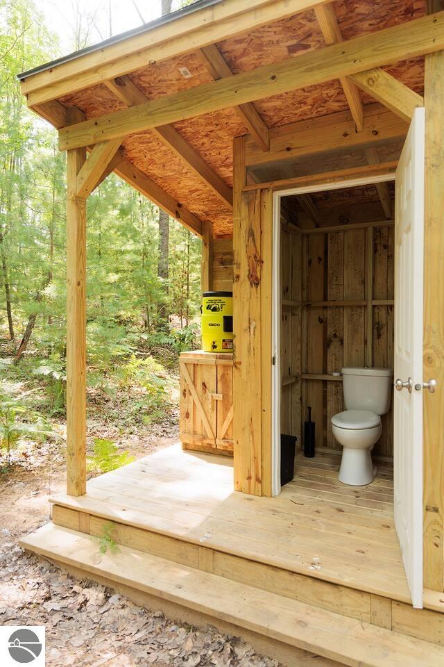 9289 E Eight Mile Road