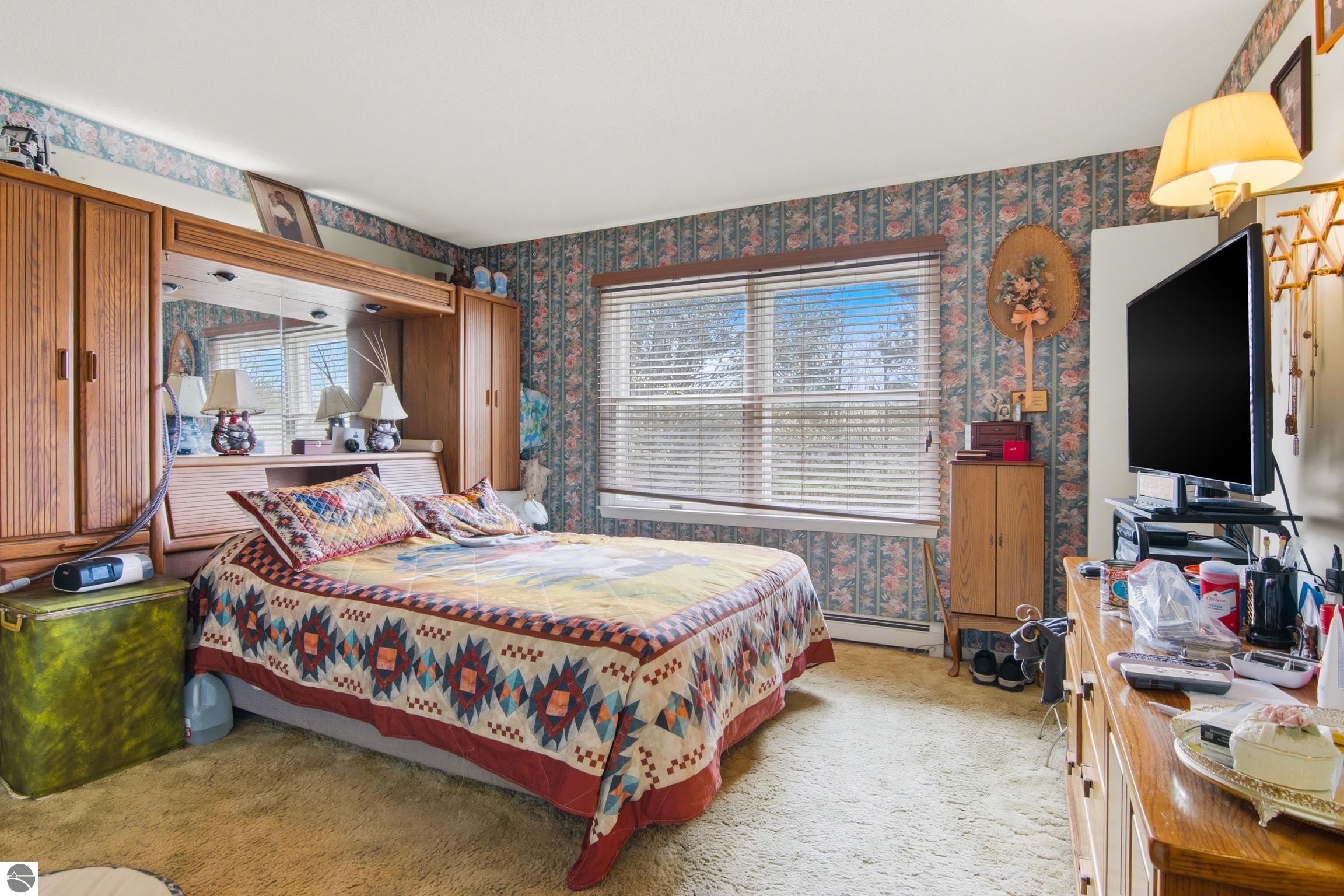 8124 Crisp Road