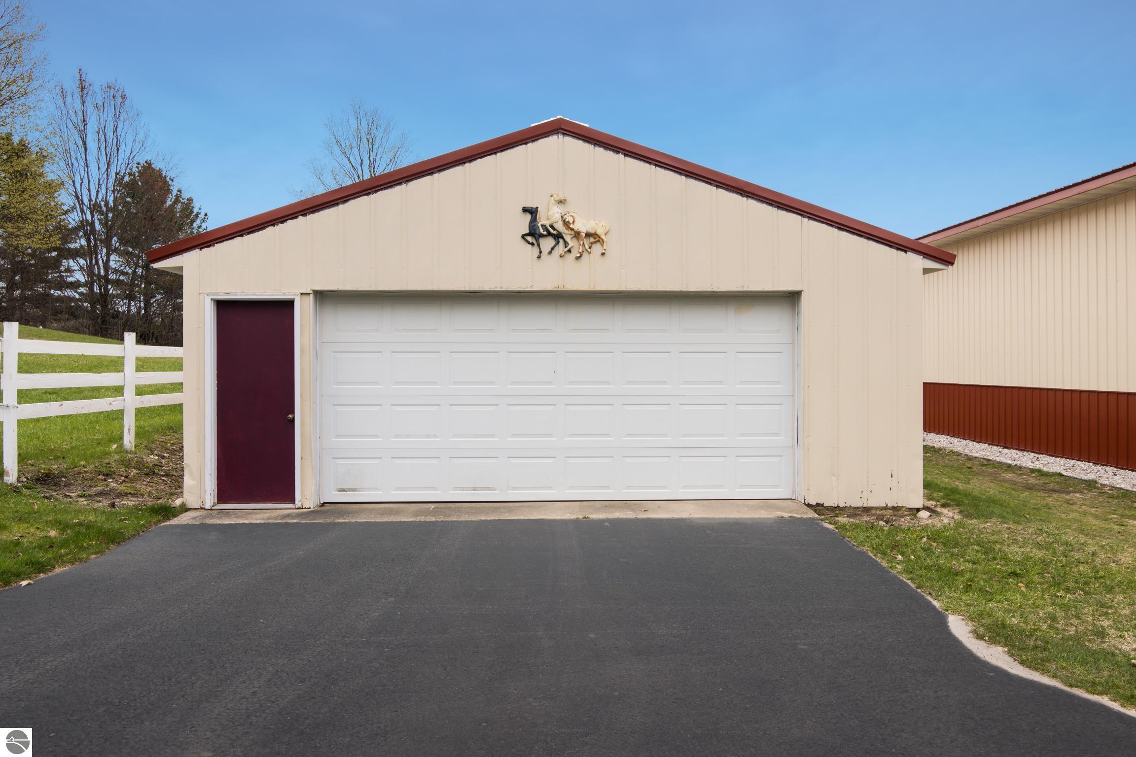 8124 Crisp Road