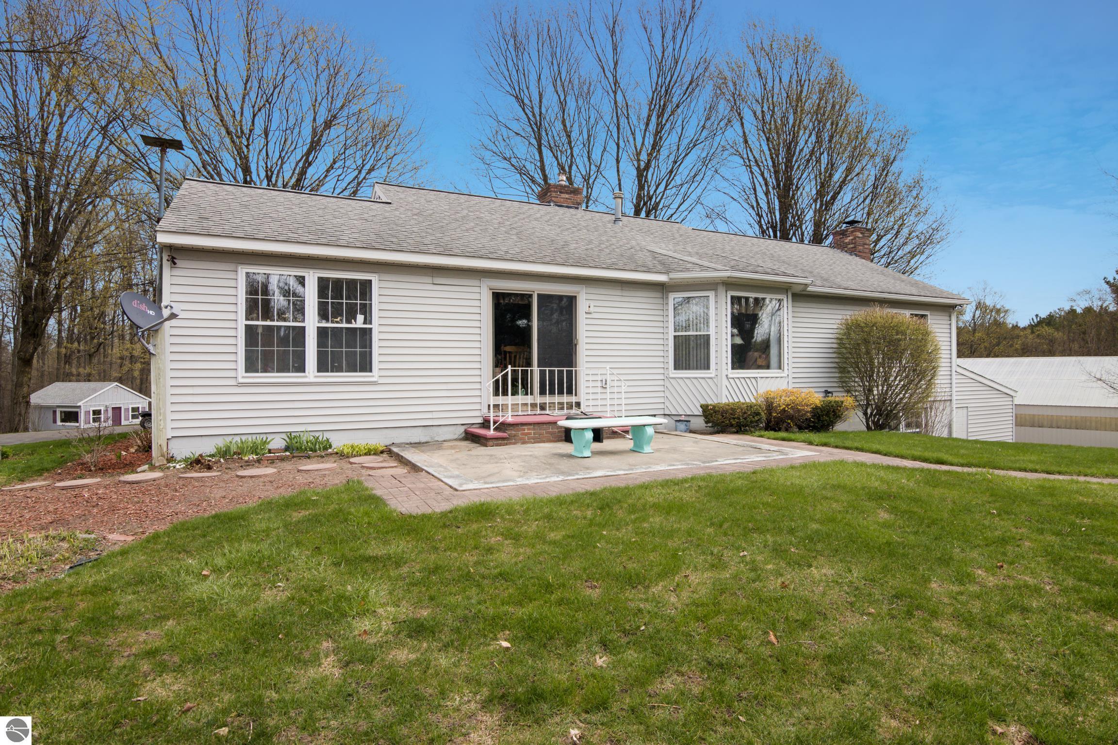 8124 Crisp Road