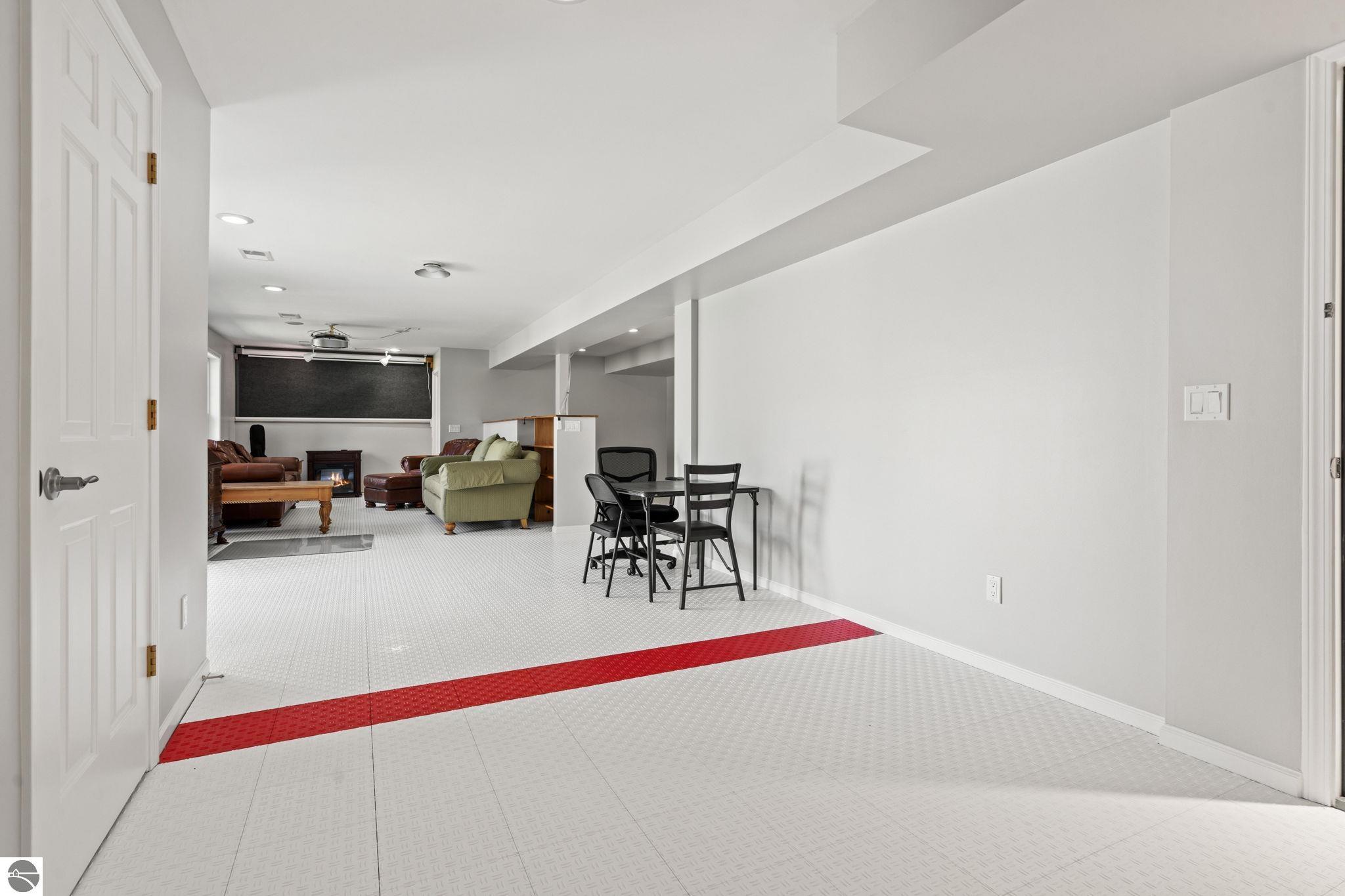 8673 Sun Bay Court