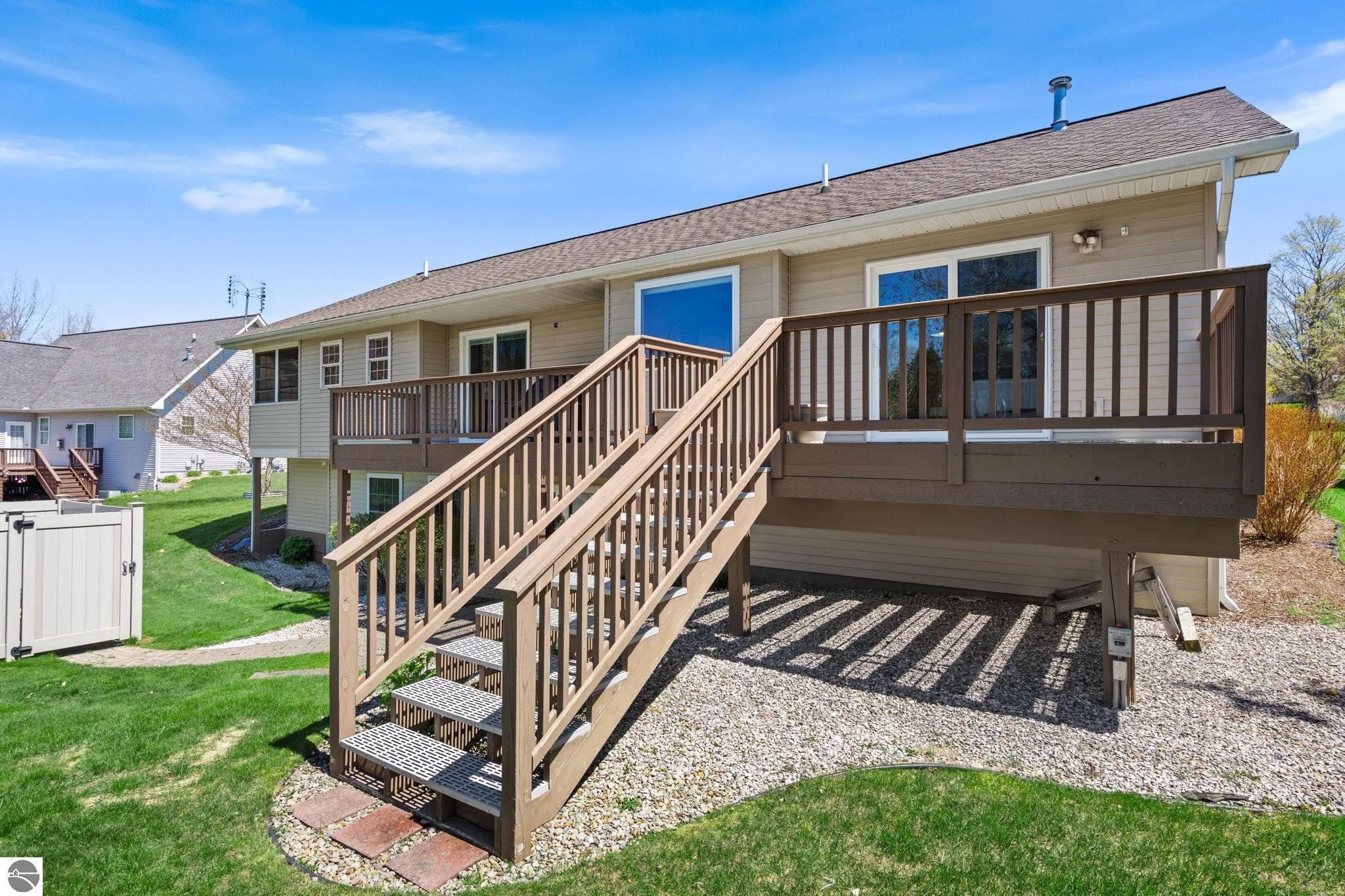 8673 Sun Bay Court