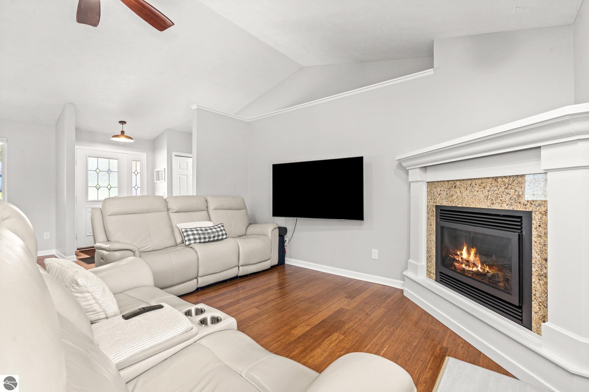 8673 Sun Bay Court
