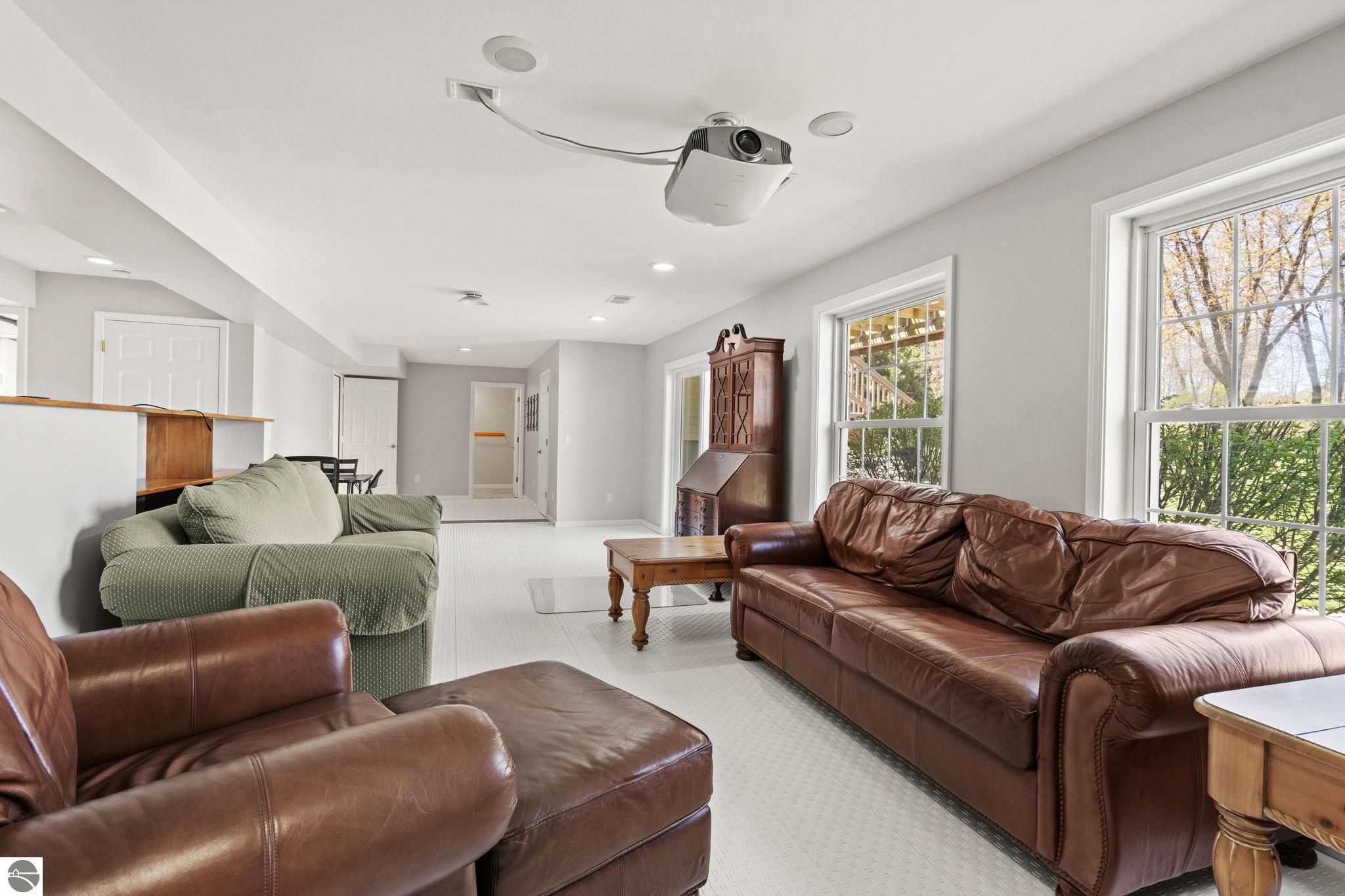 8673 Sun Bay Court