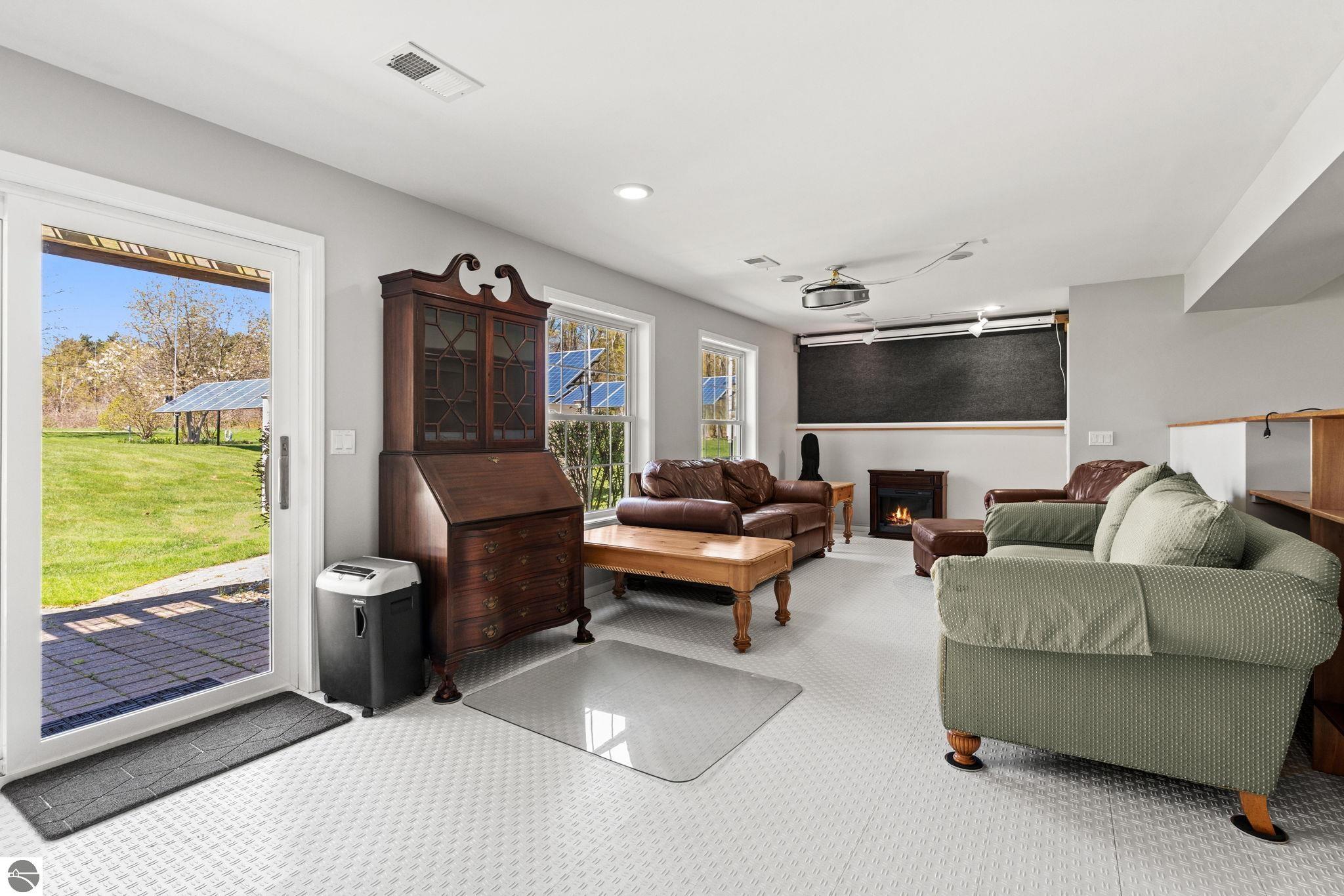 8673 Sun Bay Court