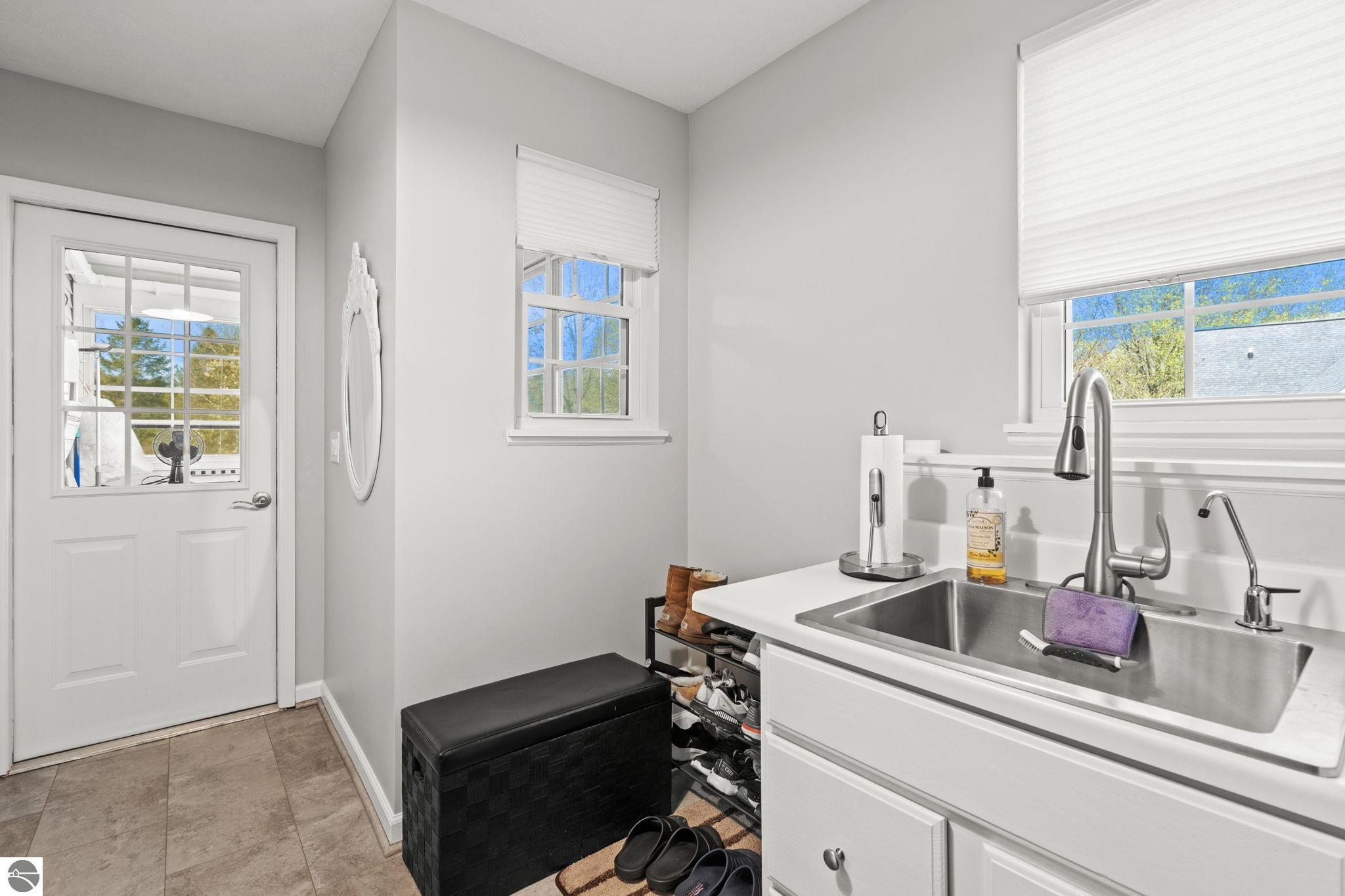 8673 Sun Bay Court