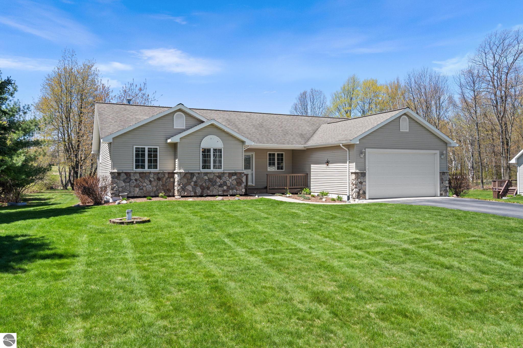 8673 Sun Bay Court