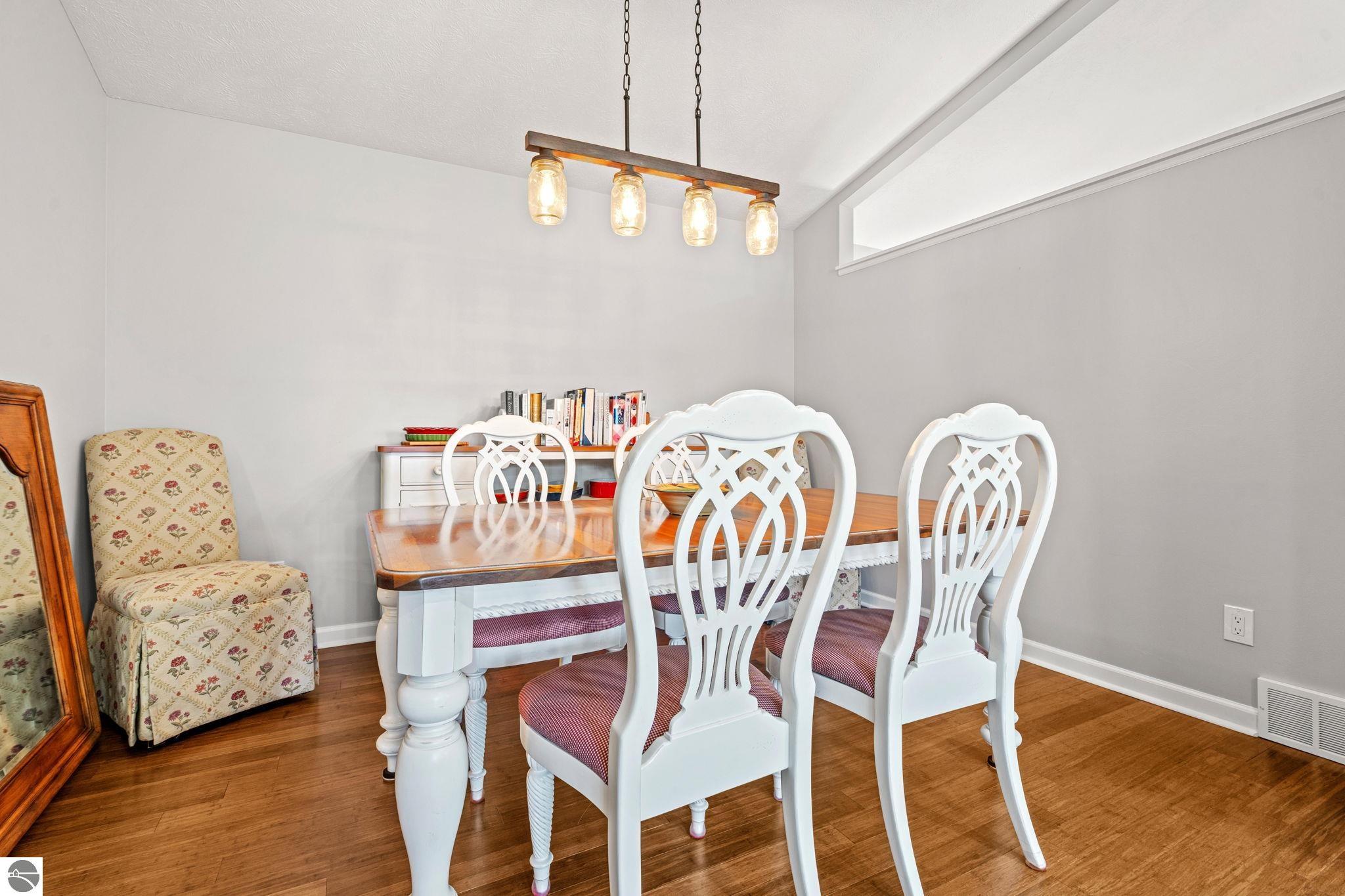8673 Sun Bay Court