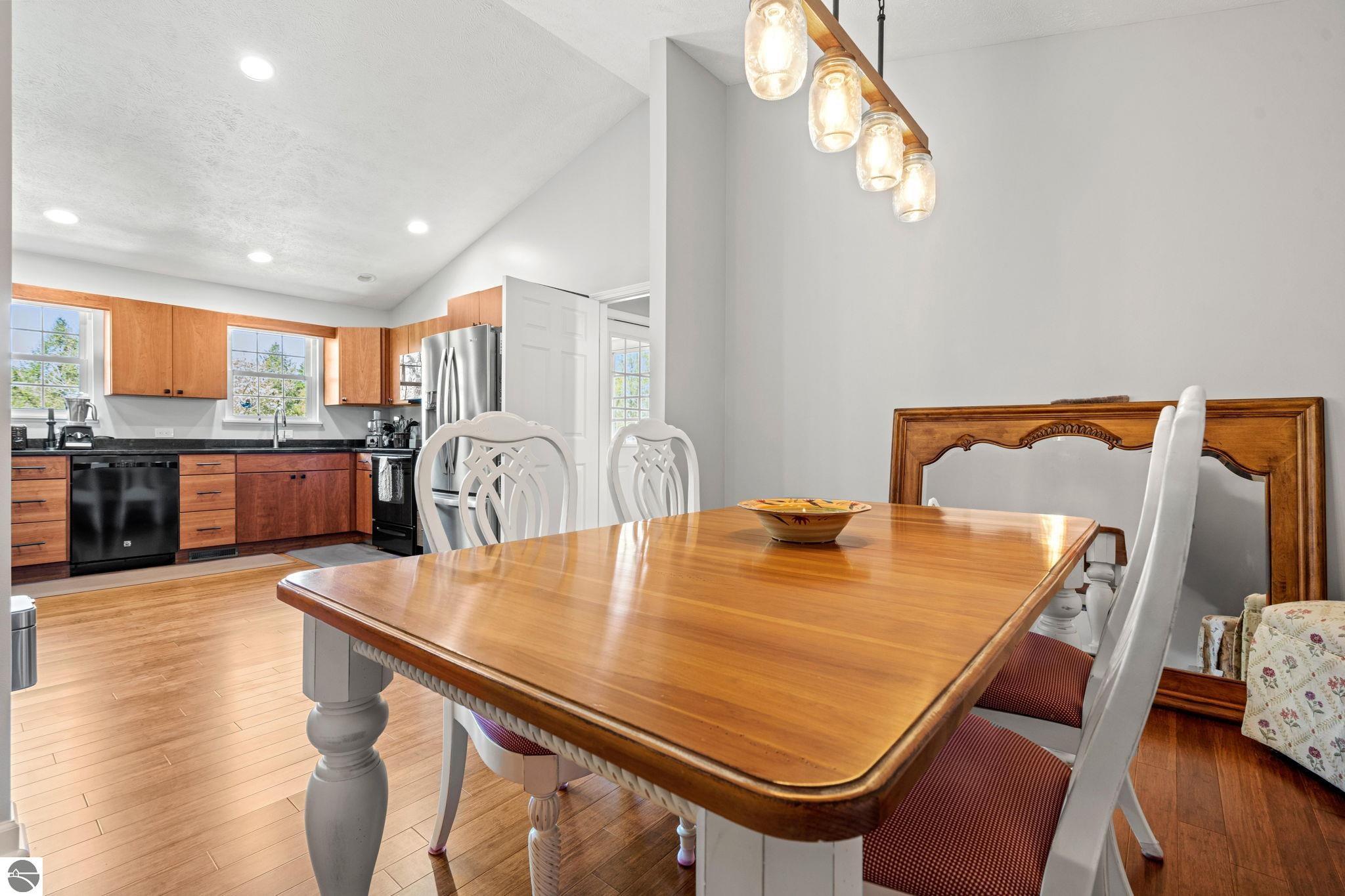 8673 Sun Bay Court