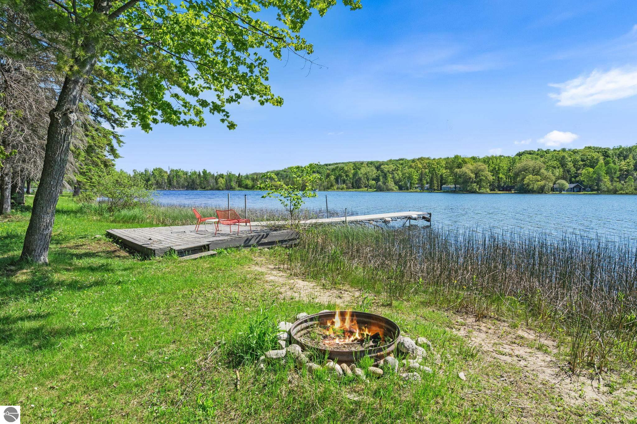 5252 Six Mile Lake Road