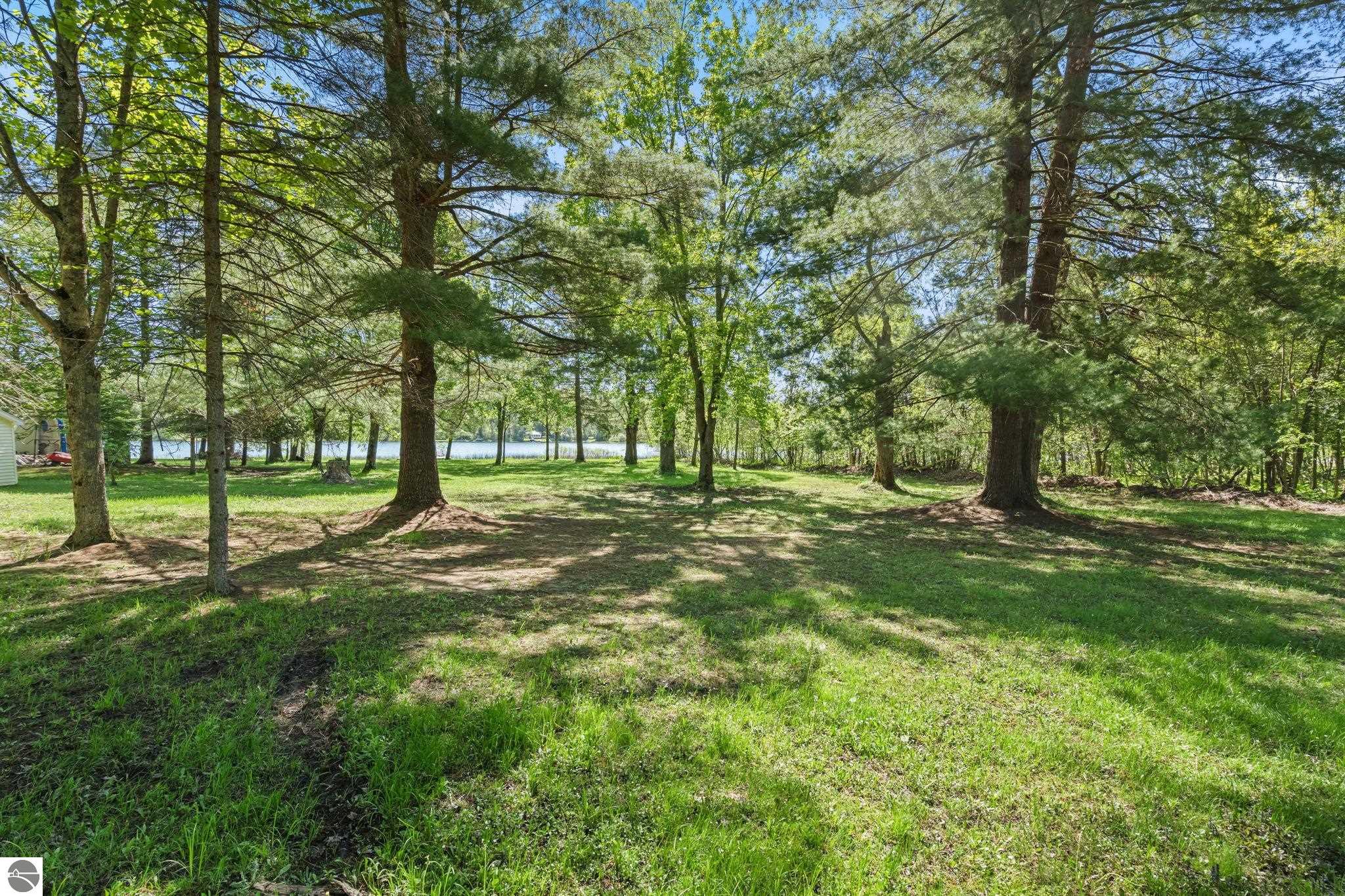 5252 Six Mile Lake Road