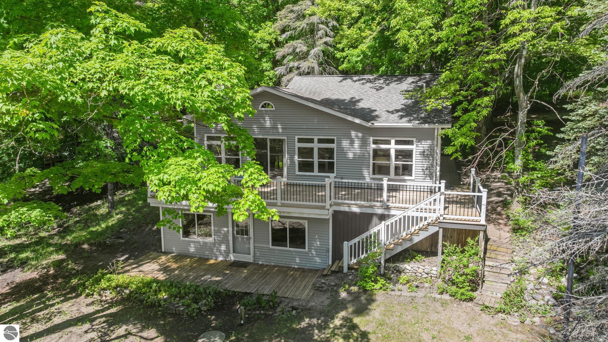 5252 Six Mile Lake Road