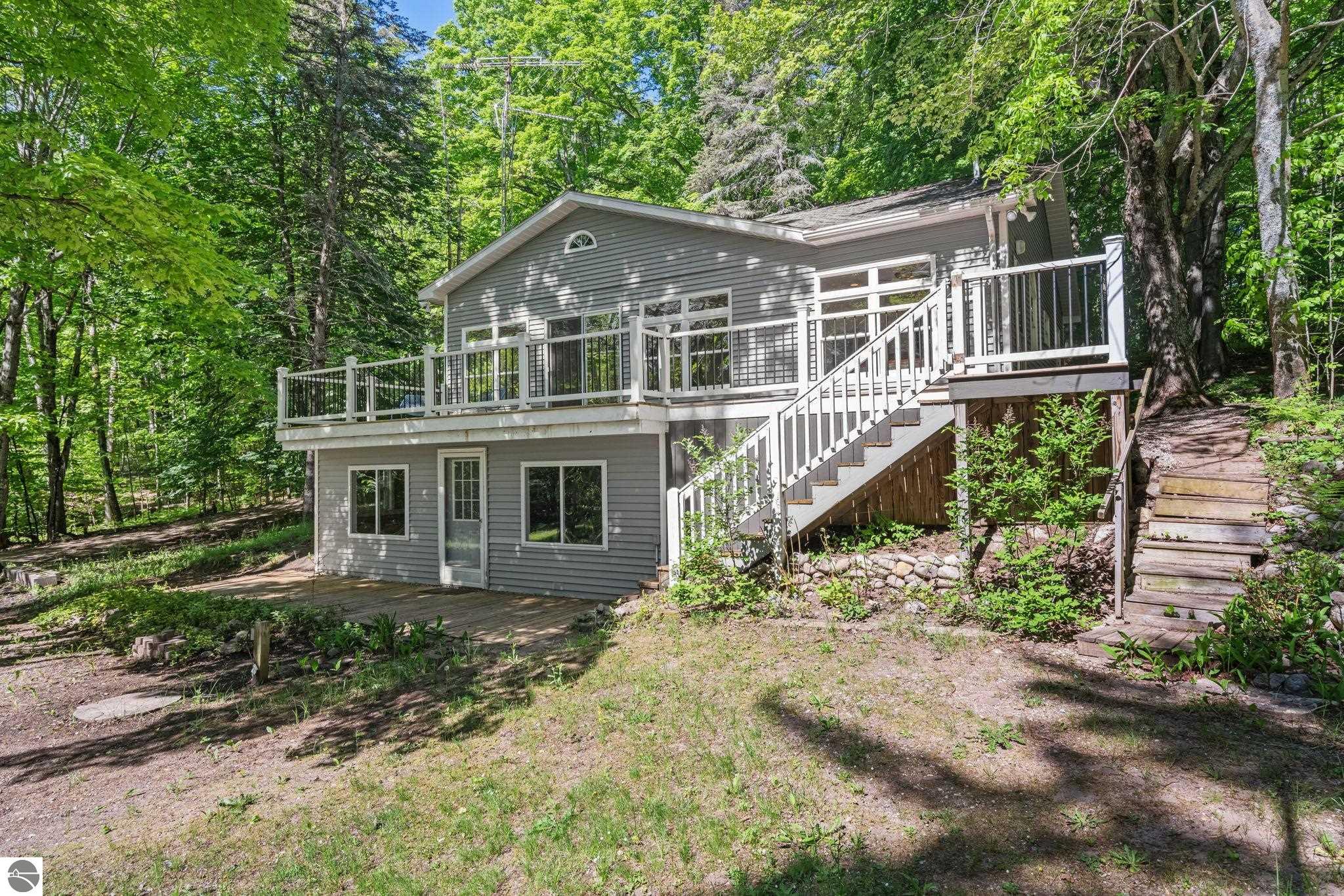 5252 Six Mile Lake Road