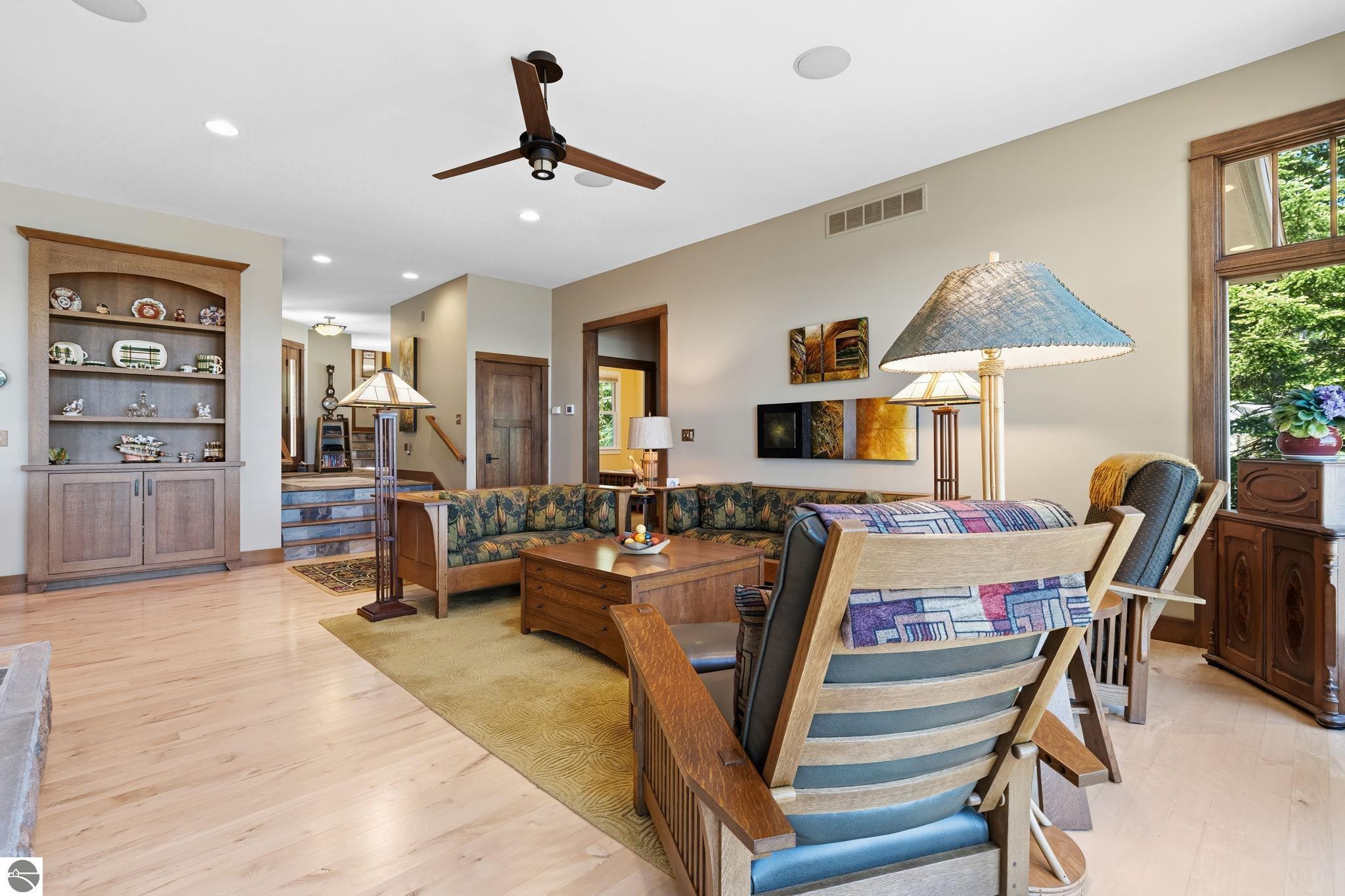2704 Crescent Shores Drive