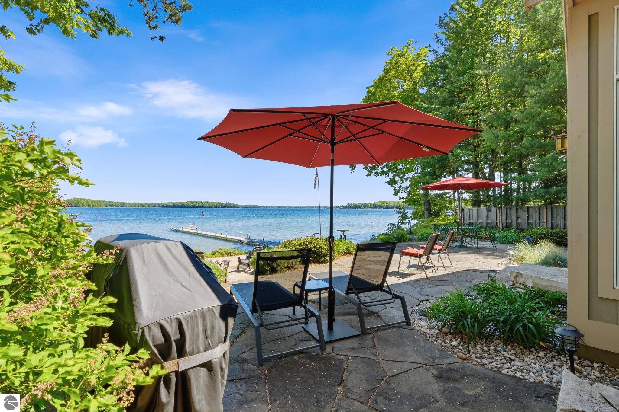 2704 Crescent Shores Drive